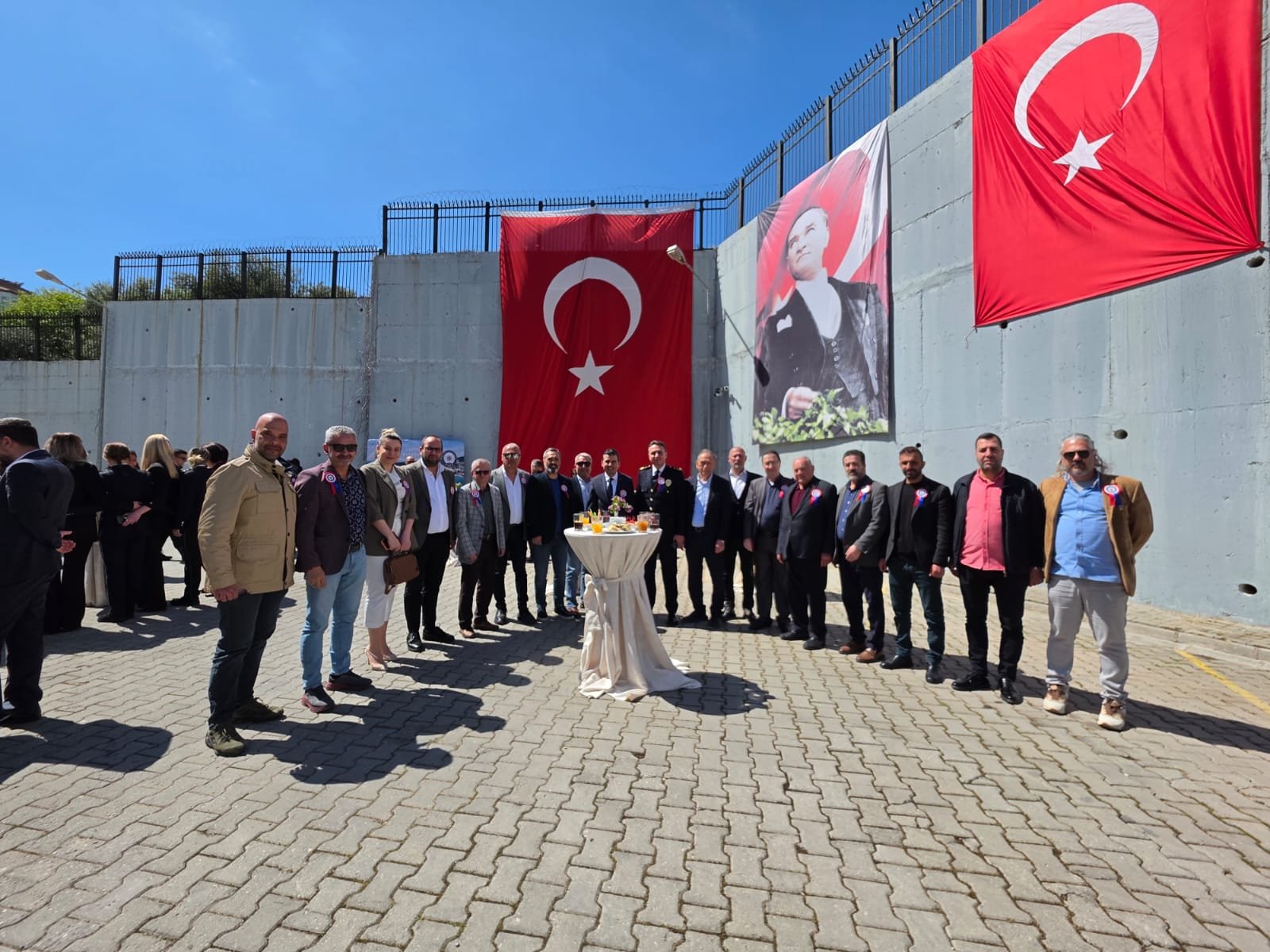 Kusadasi Emniyet Teskilati Ve Ilce Protokolu Bulustu 653940 4Bc7A194Adcfe30F7Ad061B9Ad5A52Bb