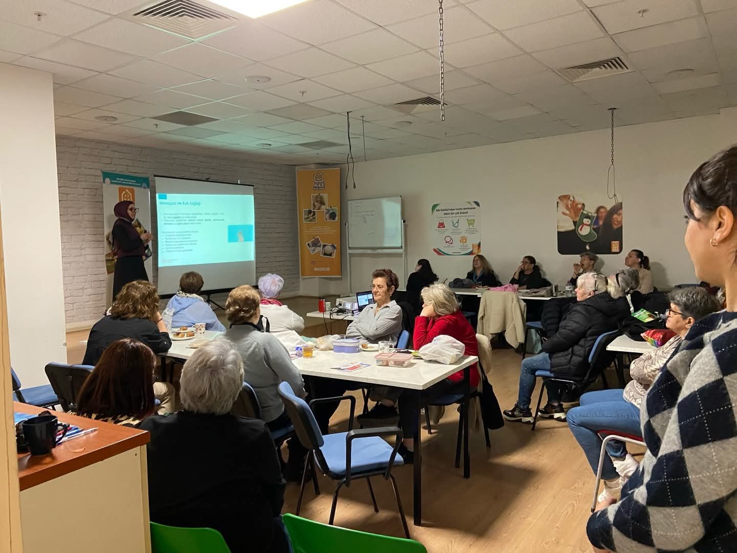 Kusadasi Ilce Saglik Mudurlugu Saha Egitimlerine Hiz Verdi 652550 F3Dd9F72Fd963Ad7065628419E41Eb51