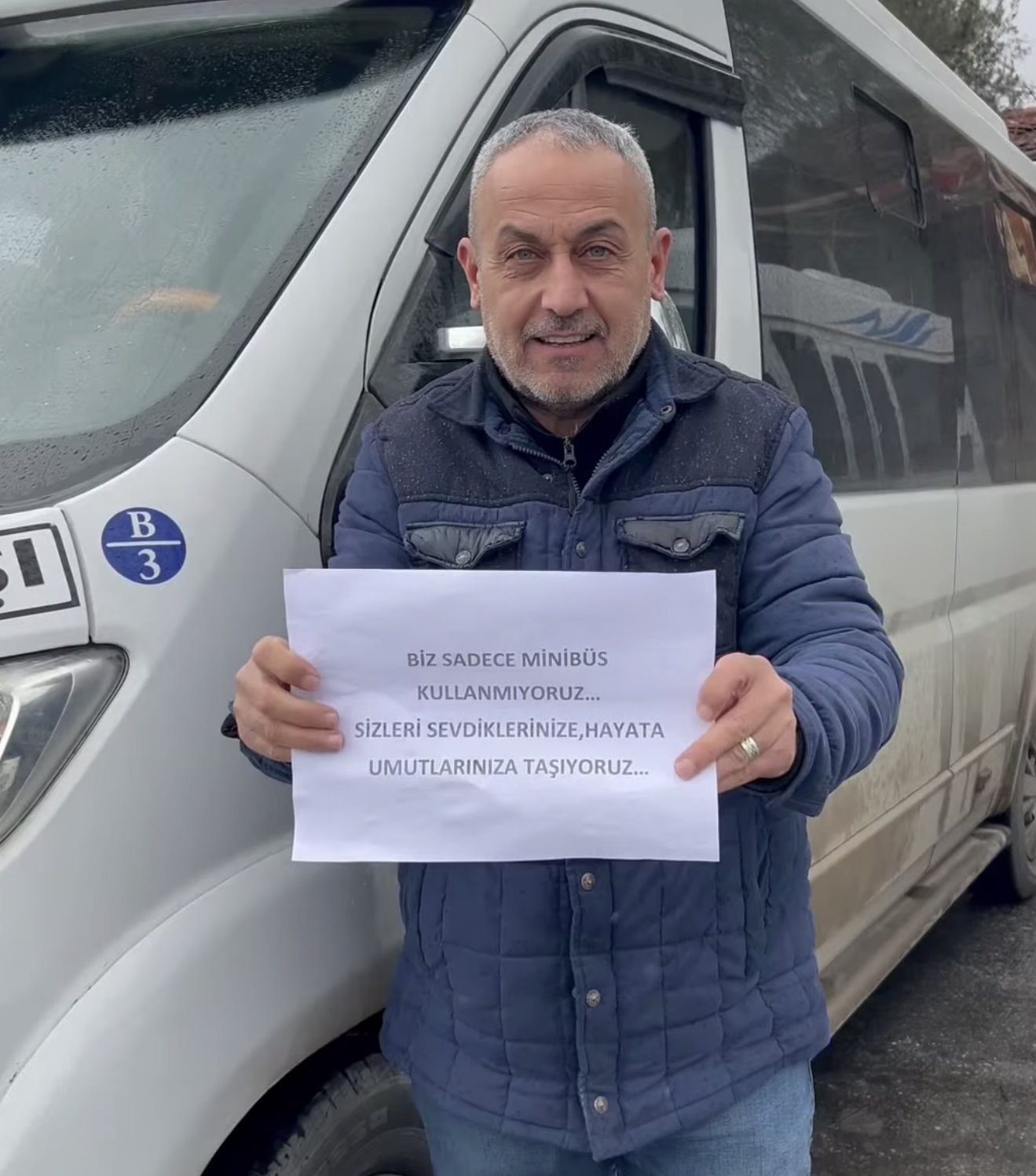 Kusadasi Minibus Esnafinin Farkindalik Videosu Rekora Kosuyo 657974 324Cae