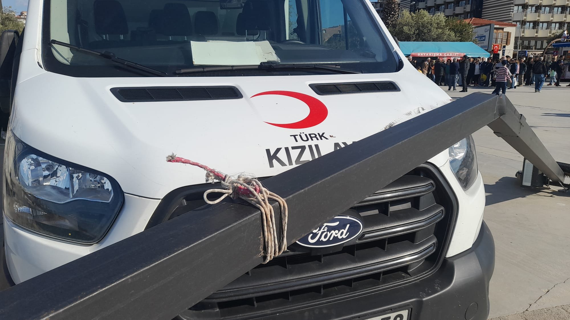 Kusadasinda Firtina Kazaya Davetiye Cikardi 655909 B9294E