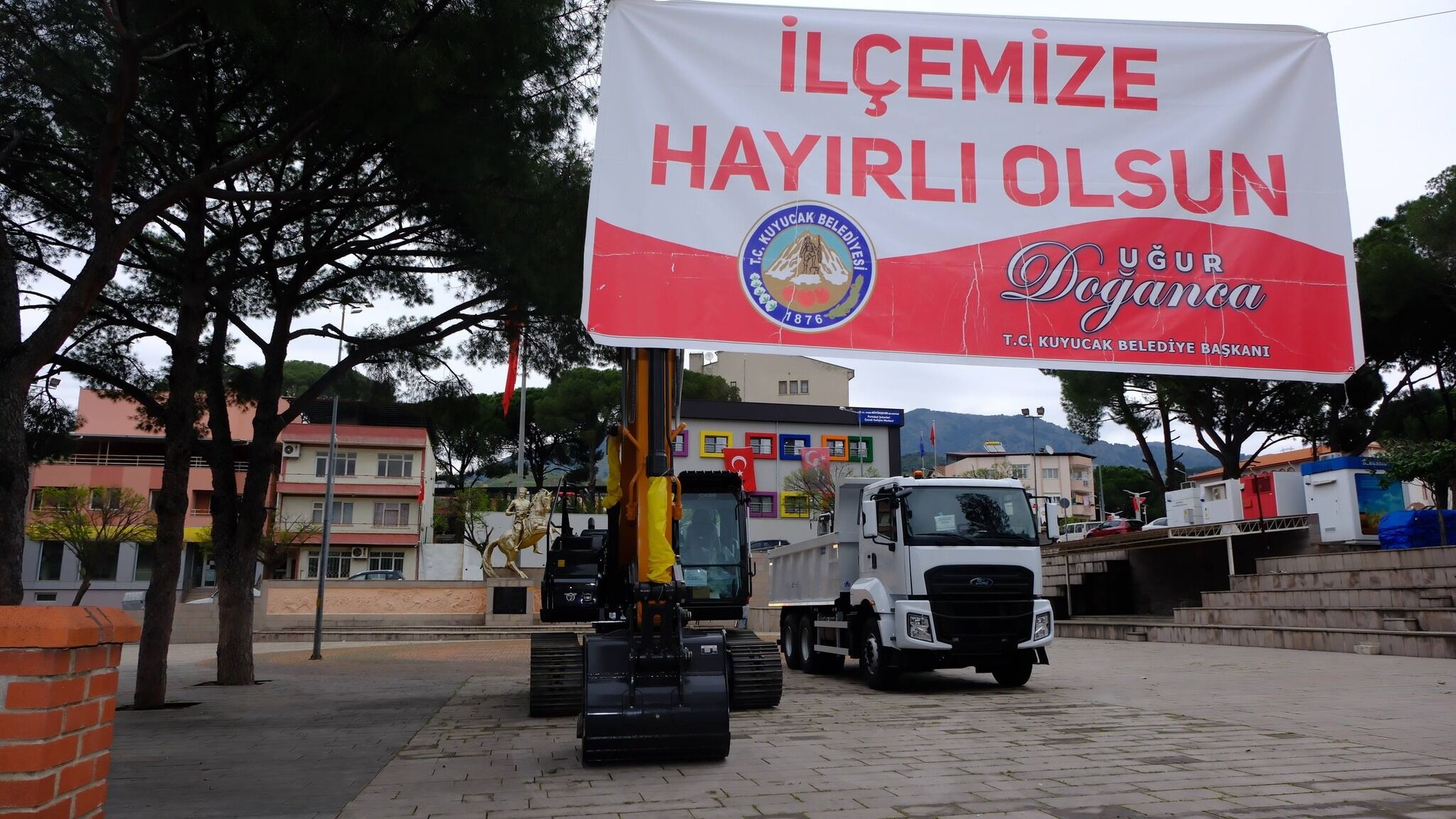 Kuyucak Arac Filosonu Genisletti 651716 39Bffb733D073302Cdc96B27A806B3Cb