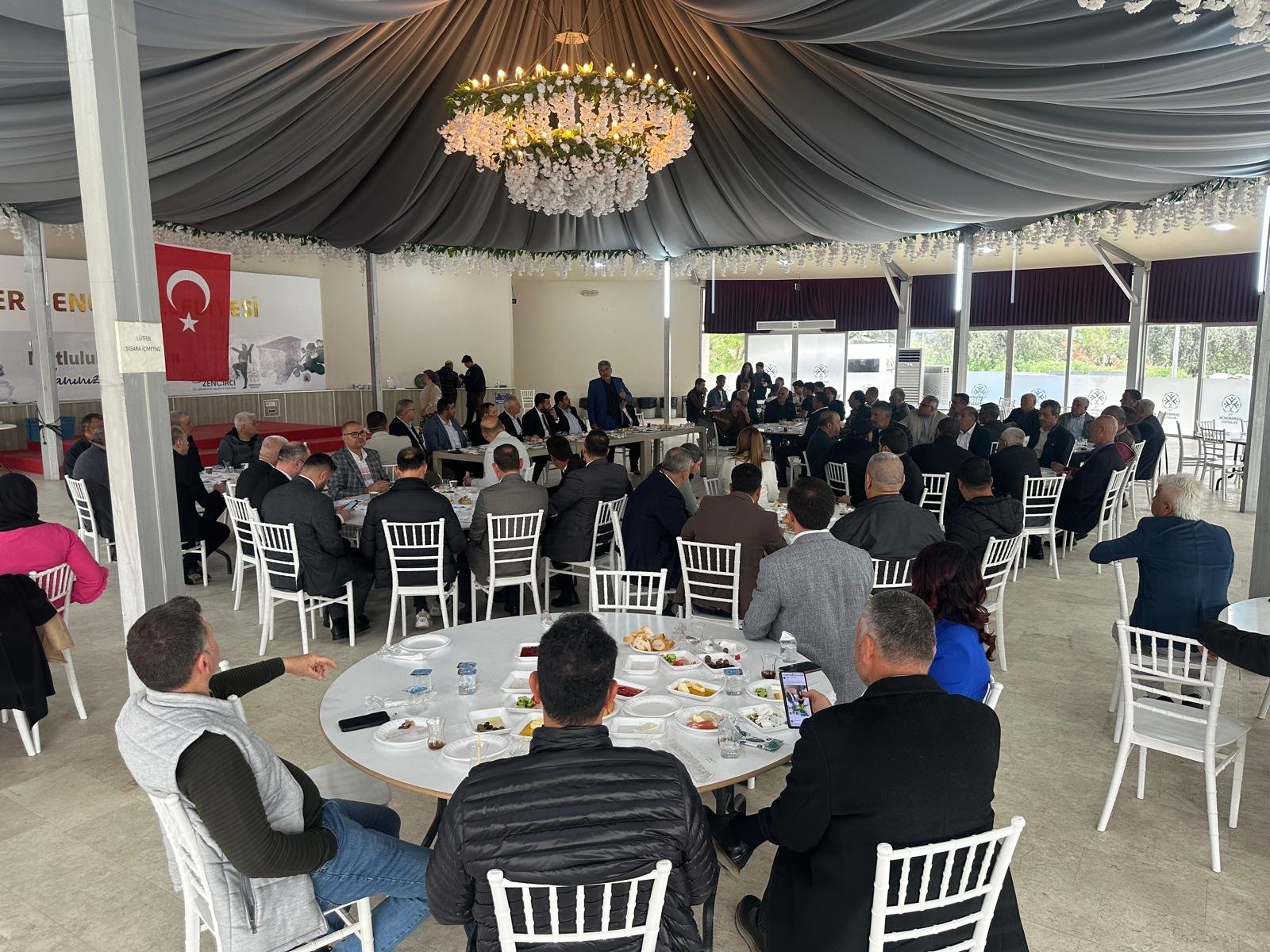 Mhp Germencikte Muhtarlar Ve Stklarla Bulustu Cihangiroglu S 655381 7Ff6Ff