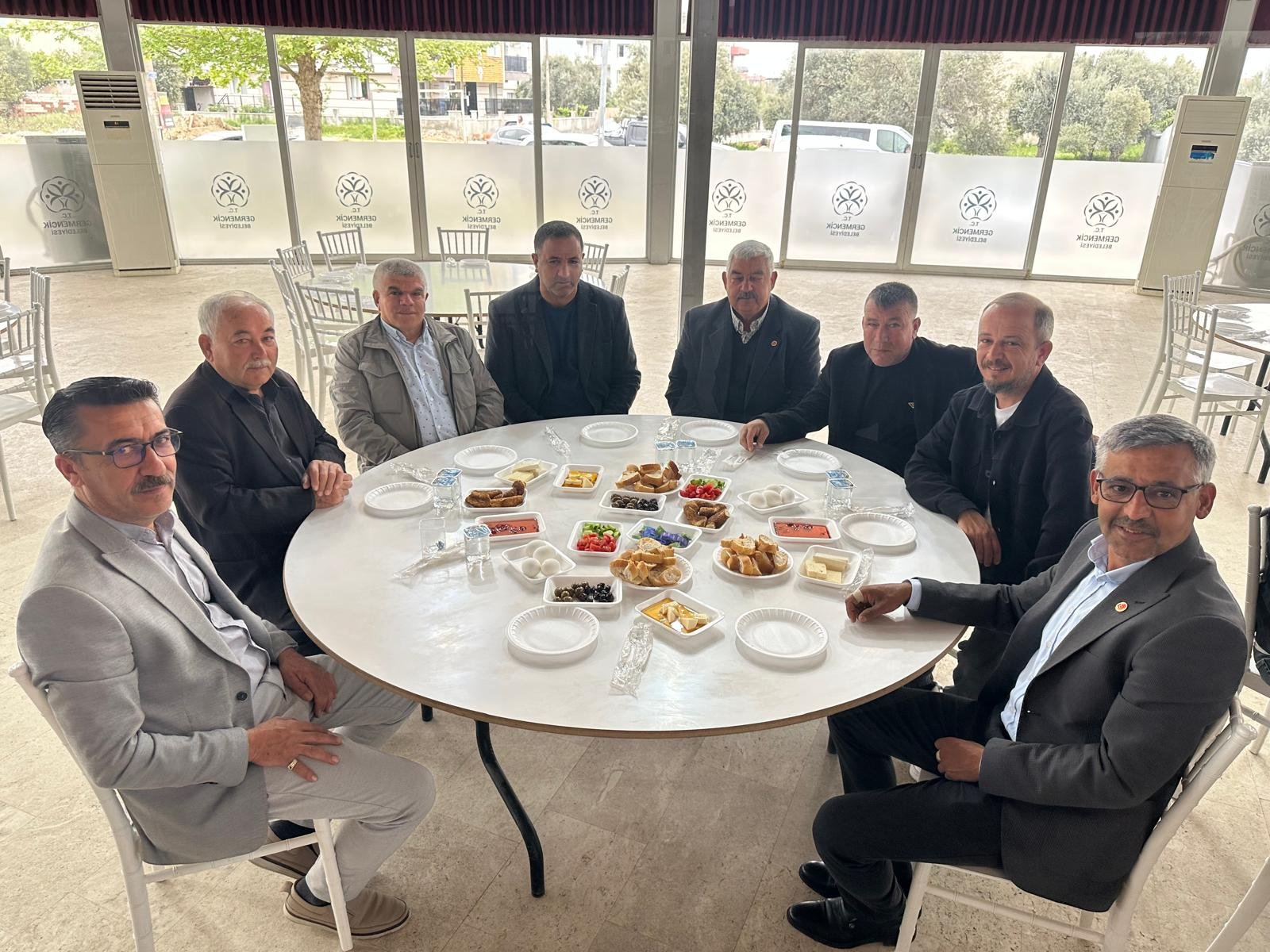 Mhp Germencikte Muhtarlar Ve Stklarla Bulustu Cihangiroglu S 655381 Dc1A58