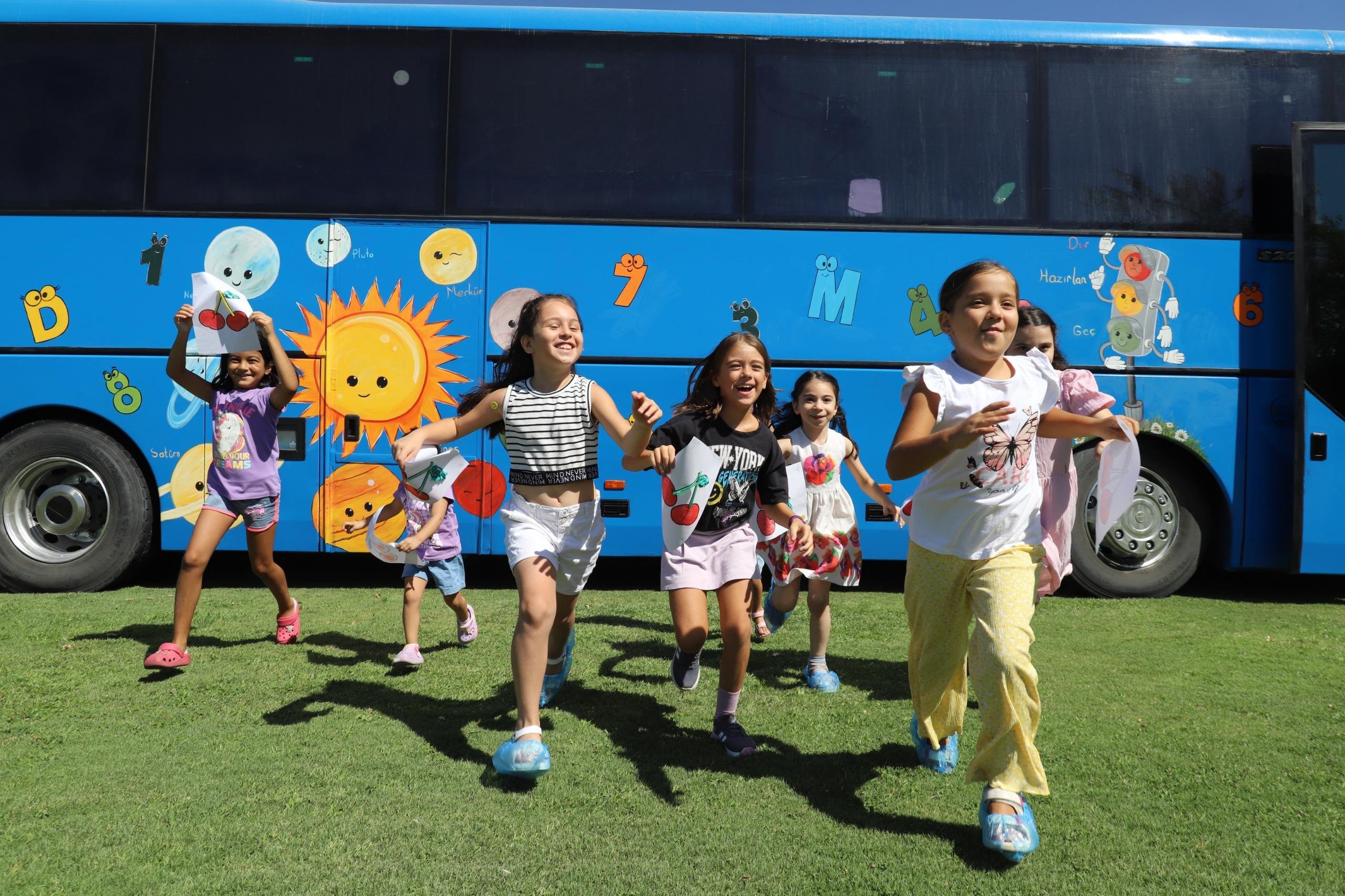 Nazilli Belediyesinin Mobil Masal Bahcesi Zirvede Tetik Cocu 656027 D7C26F