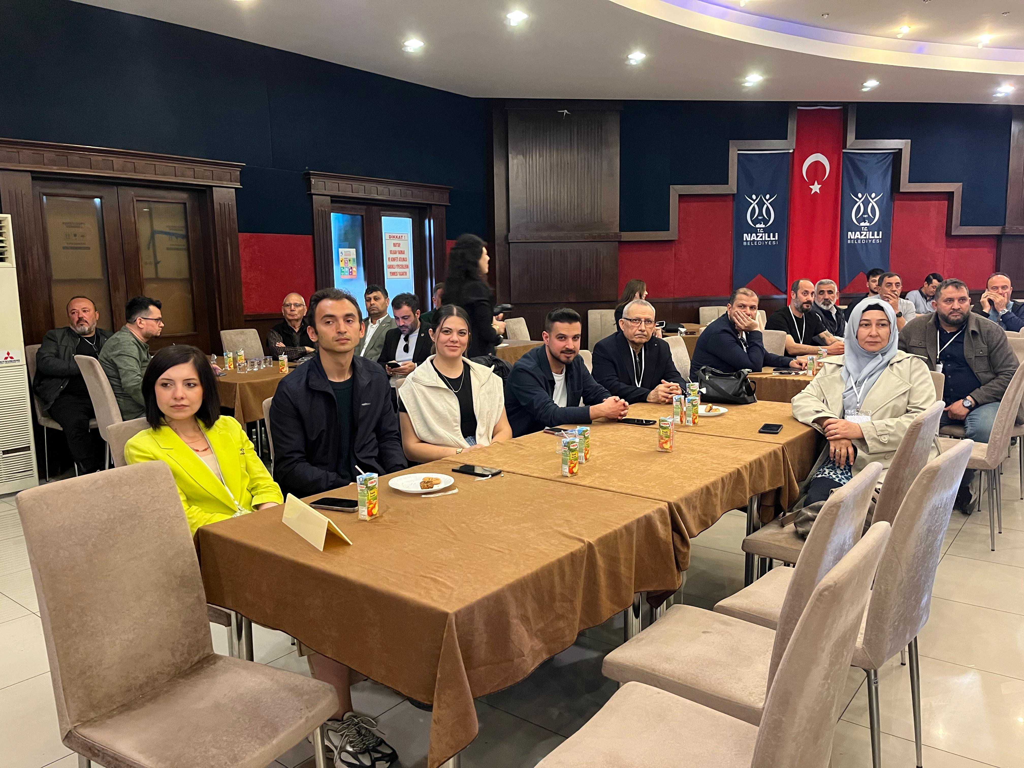 Nazilli Kent Konseyinde Baskan Degisti Muhtar Osman Yalin Se 656726 2Fe748