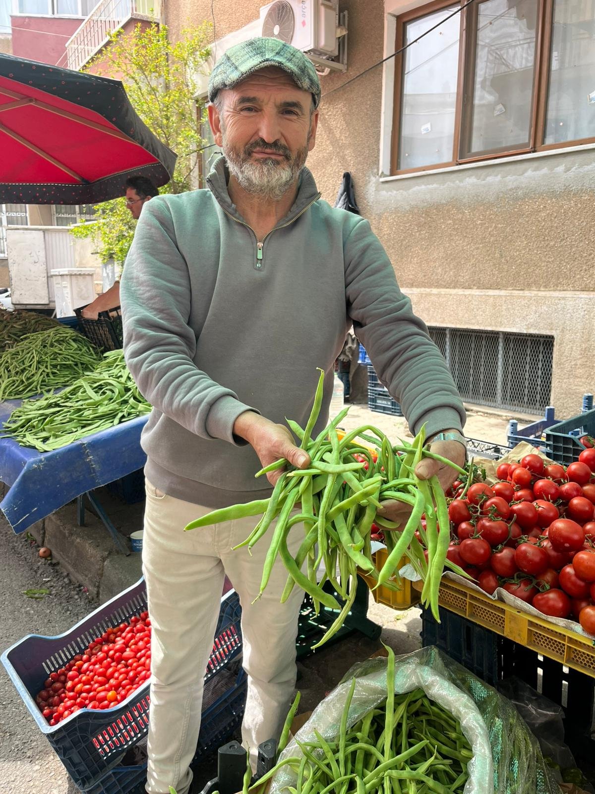 Nazilli Sali Pazarinda Ayse Kadin Dudak Ucuklatti 654729 B633B9