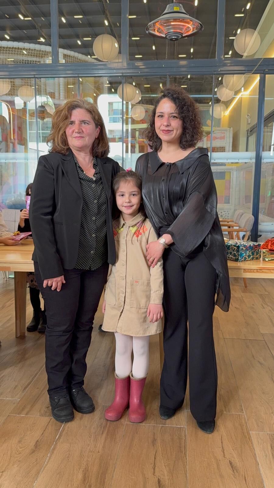 Nazilli Sehidinin Emanetine Sahip Cikiyor Iyi Ki Dogdun Zeynep Candan 652168 0971709Eeb5583F220A091F3Fc3A67Bc