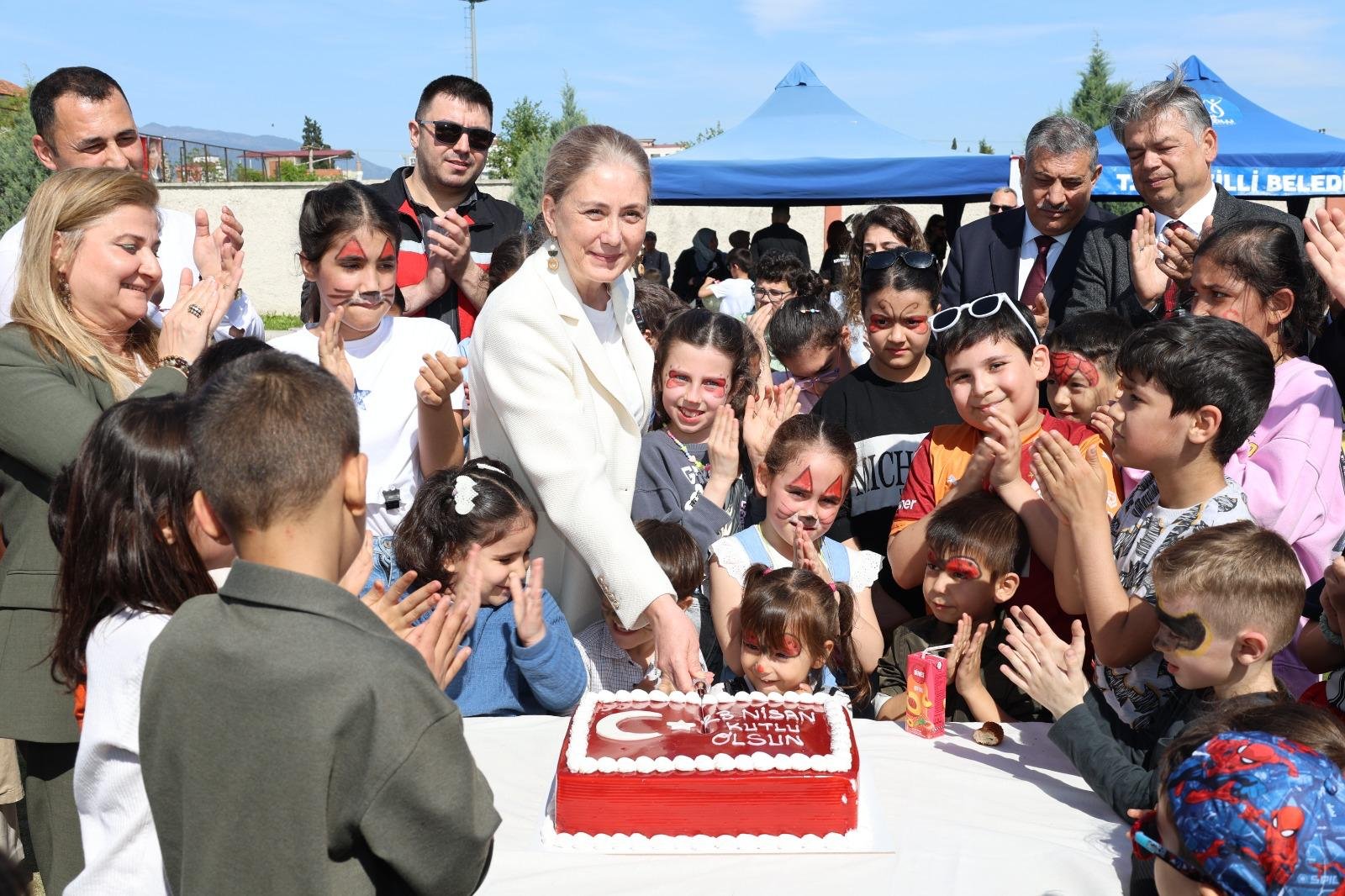 Nazillide 23 Nisan Coskusu Ucurtma Senligiyle Basladi Cocukl 656158 167595