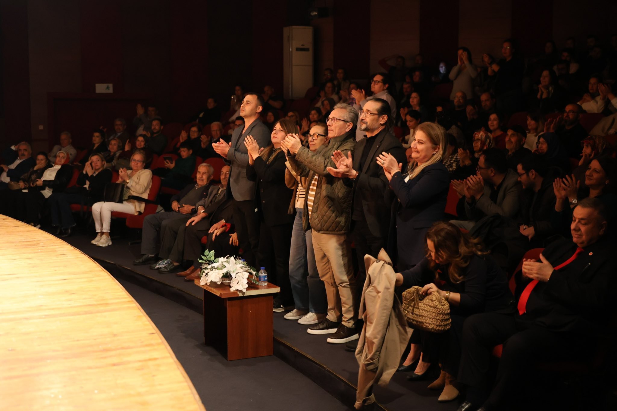 Nazillide Anlamli Etkinlik Geliri Sehit Ailelerine Bagislandi 653274 6E664199C9A2A93400Ed0Fab24Ca4B47