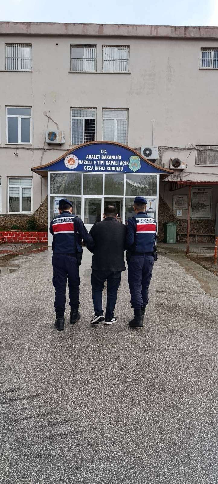 Nazillide Iki Firari Yakalandi 653539 E2269633E9B4899098155C4290450634