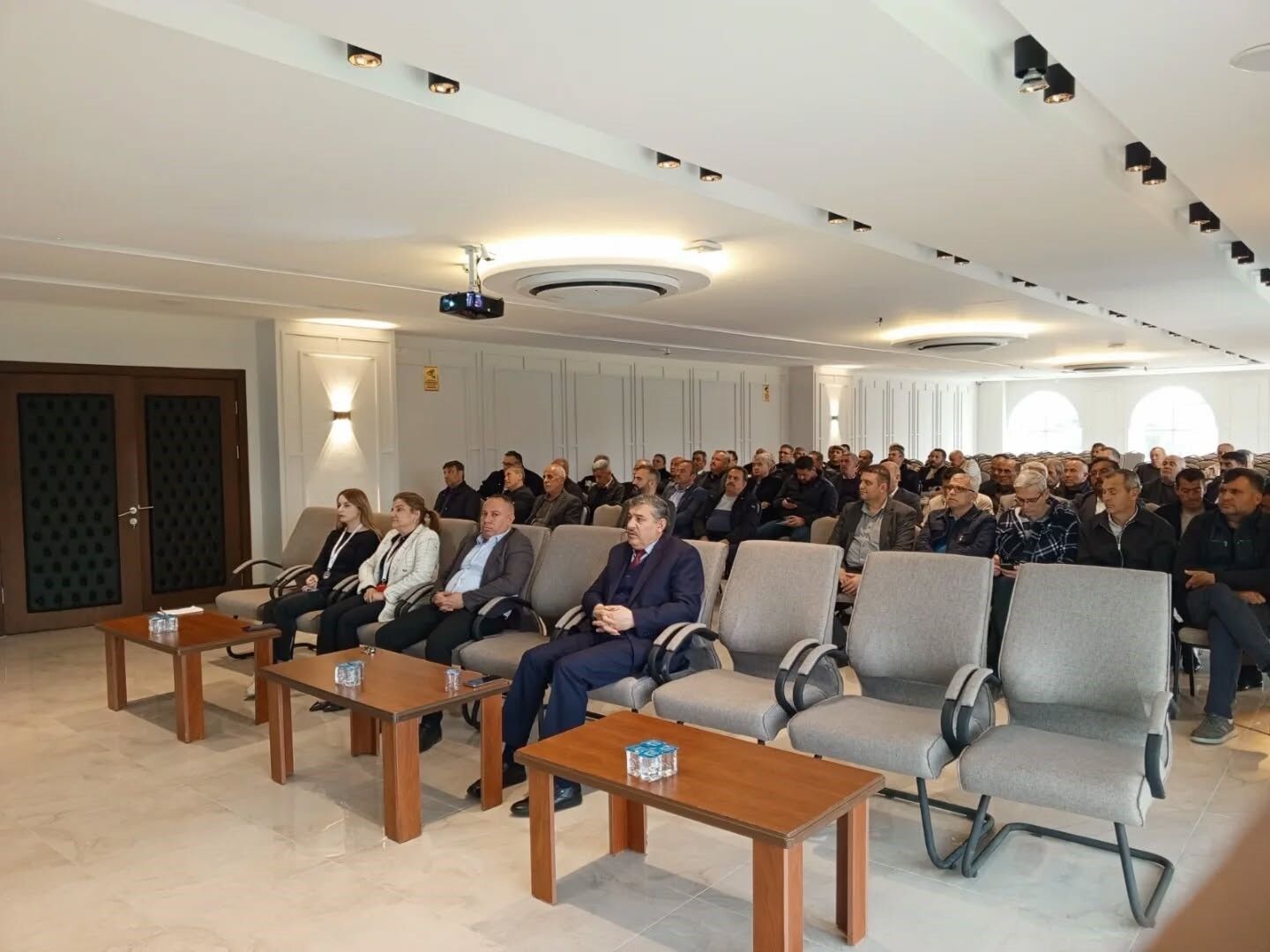 Nazillide Muhtarlar Sigara Ve Kene Kaynakli Hastaliklara Karsi Uyari 0Aa09D032Cd8497460F1C56781Dbaec5