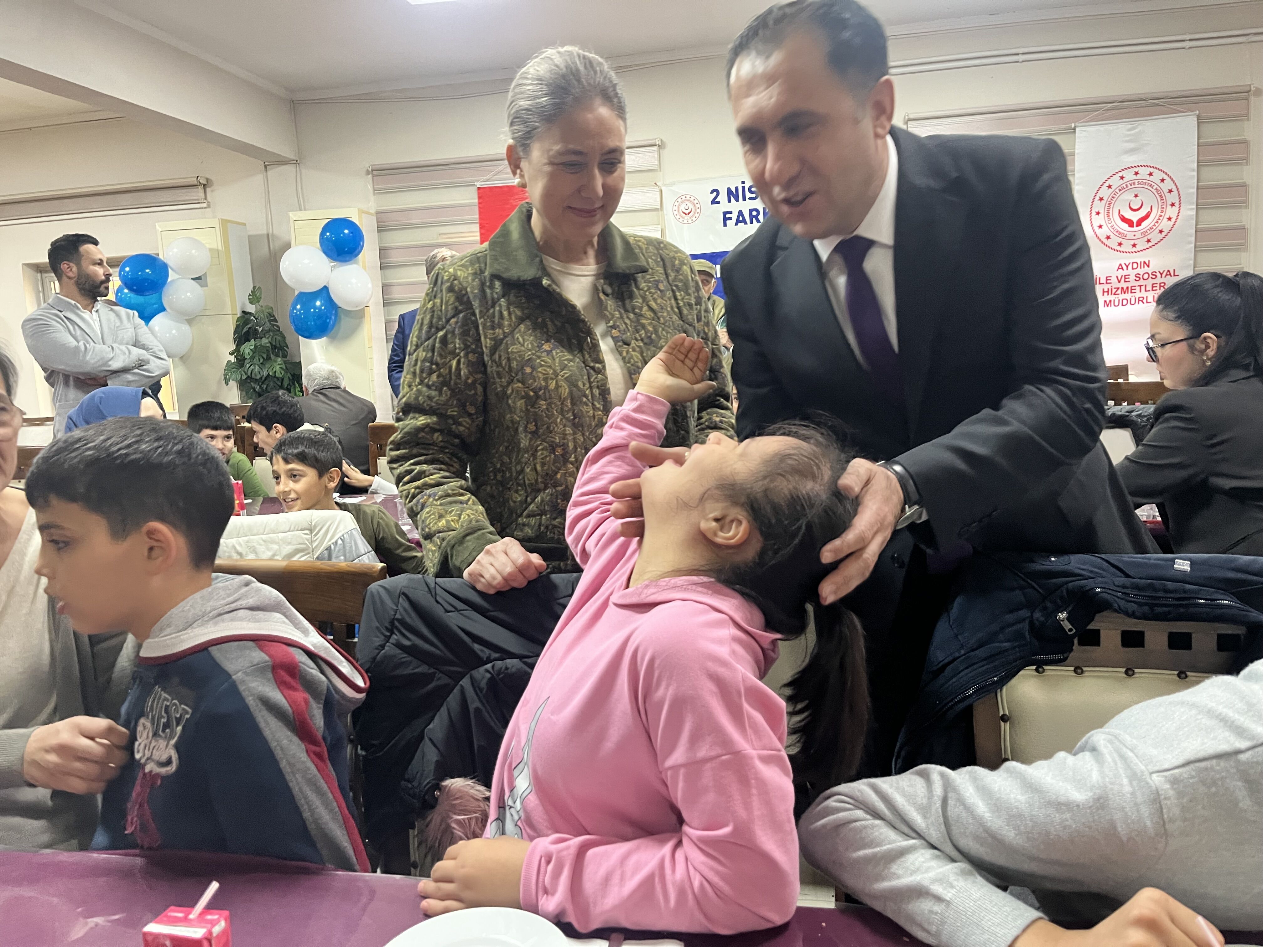 Nazillide Otizme Farkindalik Yaratildi Ozel Kutlama Yapildi 652056 7B60Bab4Dc5B083E85Ad0Aaed9C12B91