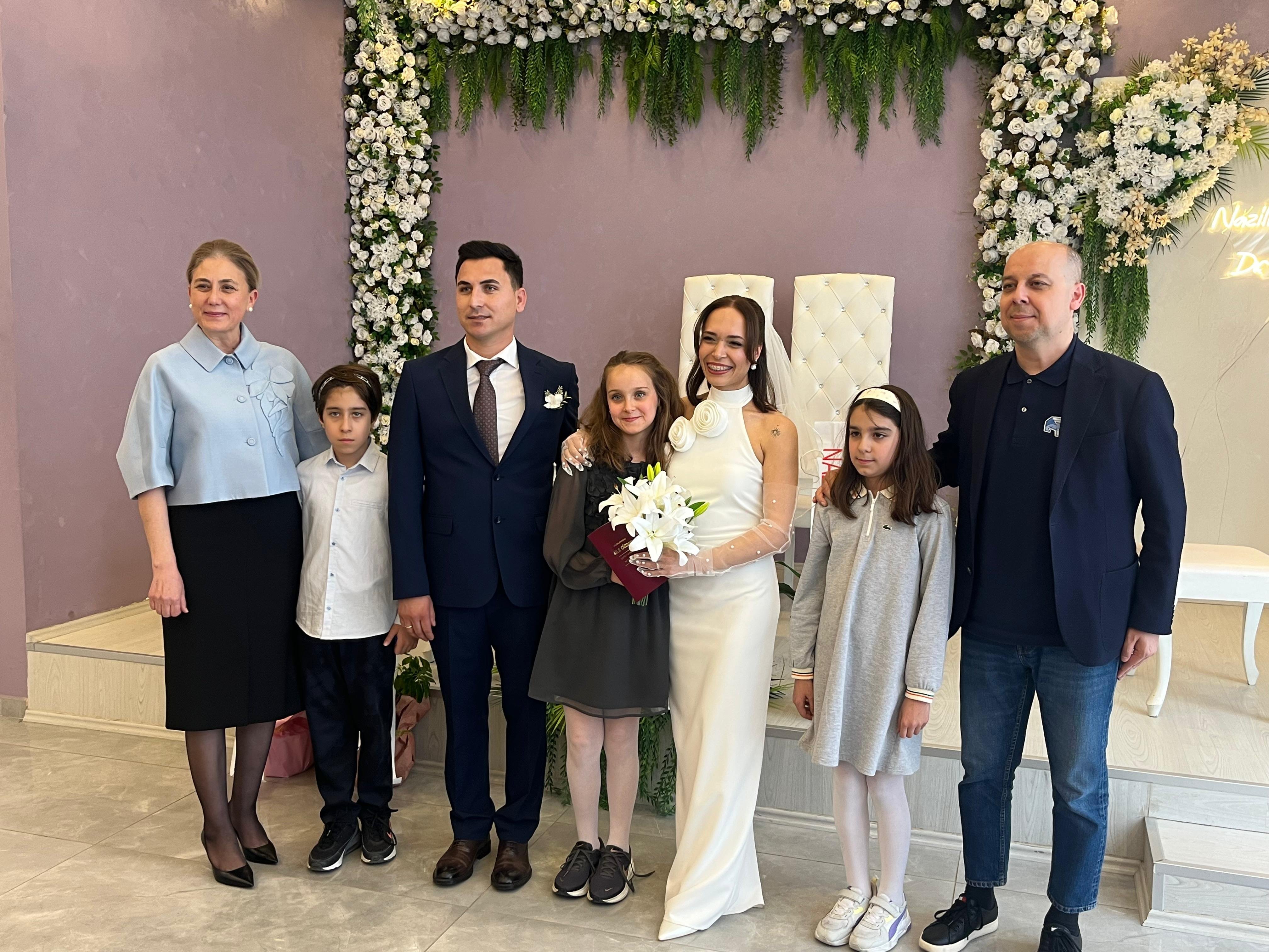 Nazillide Protokolu Bu Nikahta Bulustu Kaymakam Kanin Koruma 654550 9Ce18A