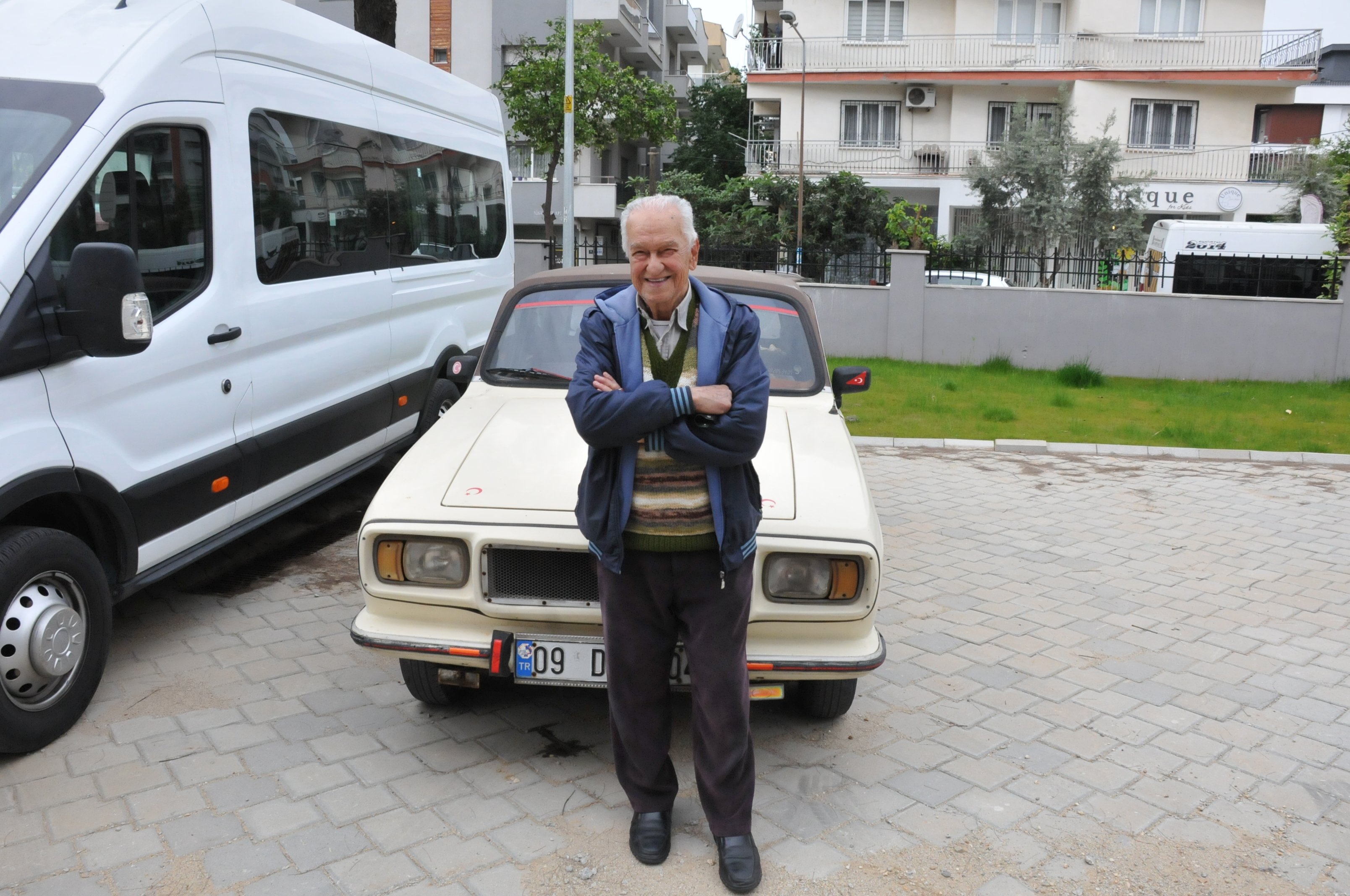 Necdet Ustanin Anadol Sevdasi Huzurevine Yerlesti Ama Aracin 655701 C41479