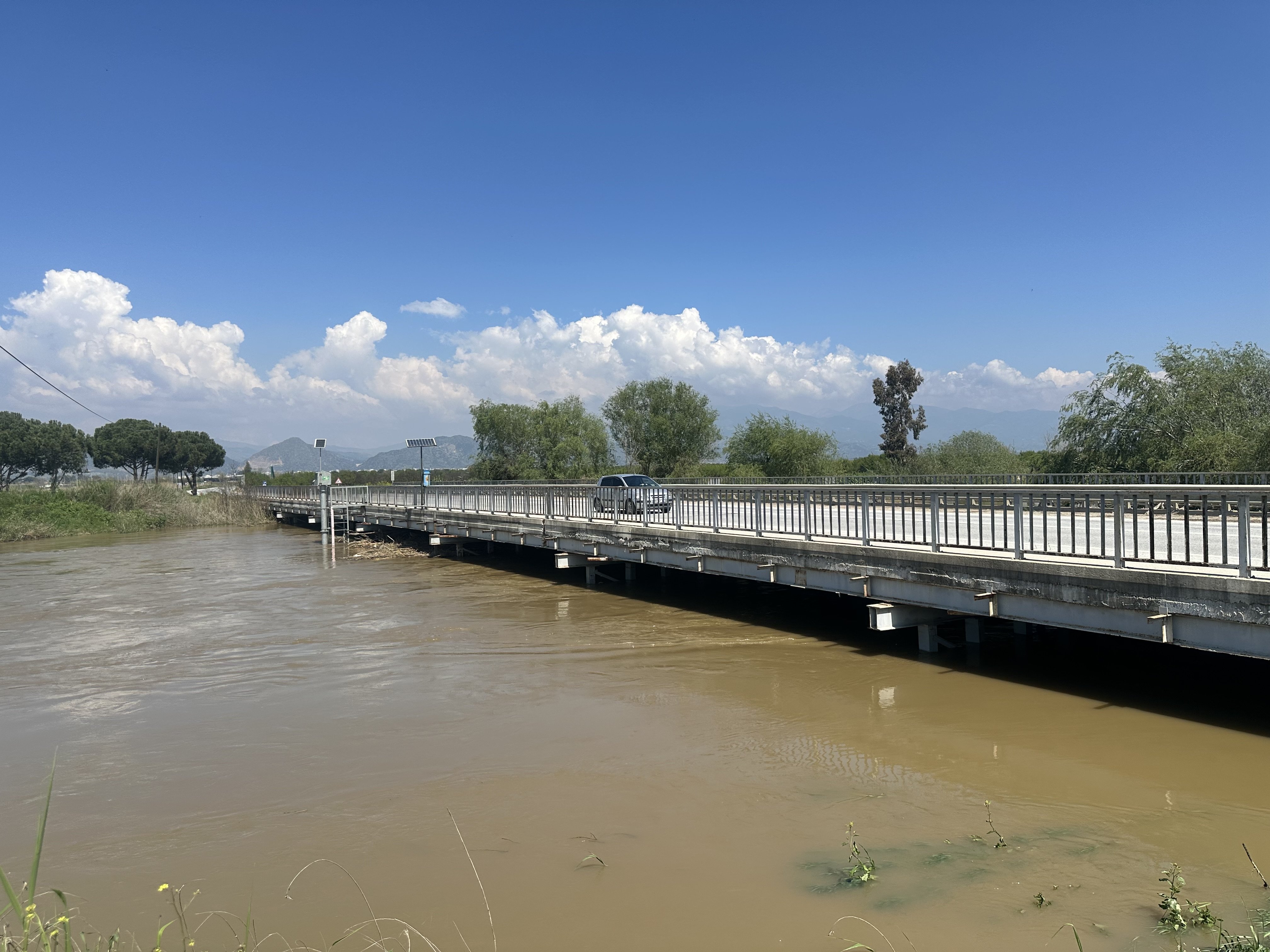 Nehir Halen Yuksek 652829 9Df3655F2Ebb20Ea605Bd954E5E211D1