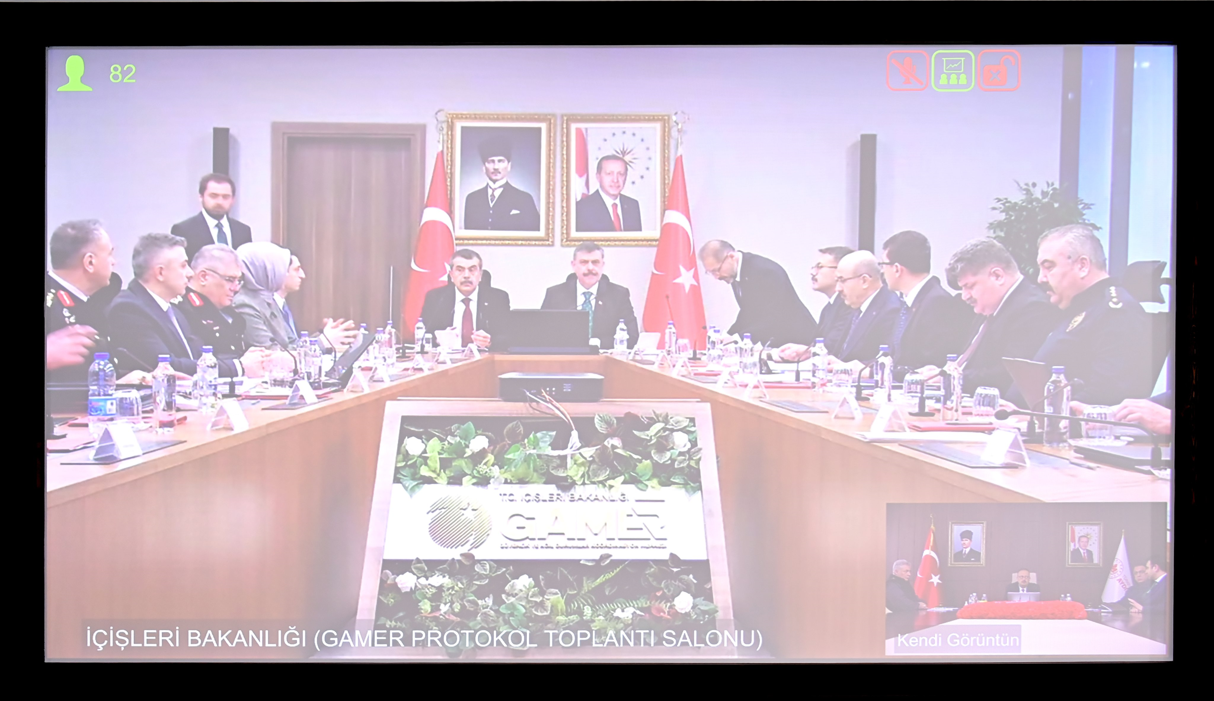 Okullarda Guvenlik Seferberligi Vali Canbolat Kritik Toplant 655090 D3D4E5