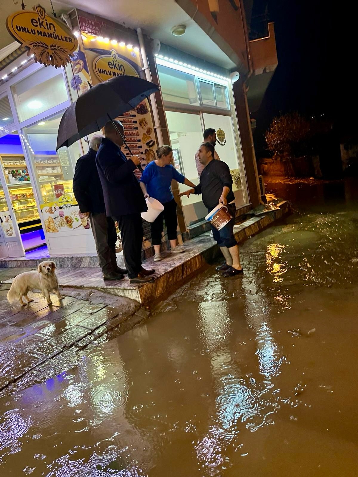 Saganak Yagis Cineyi Olumsuz Etkiledi Baskan Kivrak Vatandasin Yaninda 652938 Ebc3956Dd6Fad08C163Bfa287936Dea8