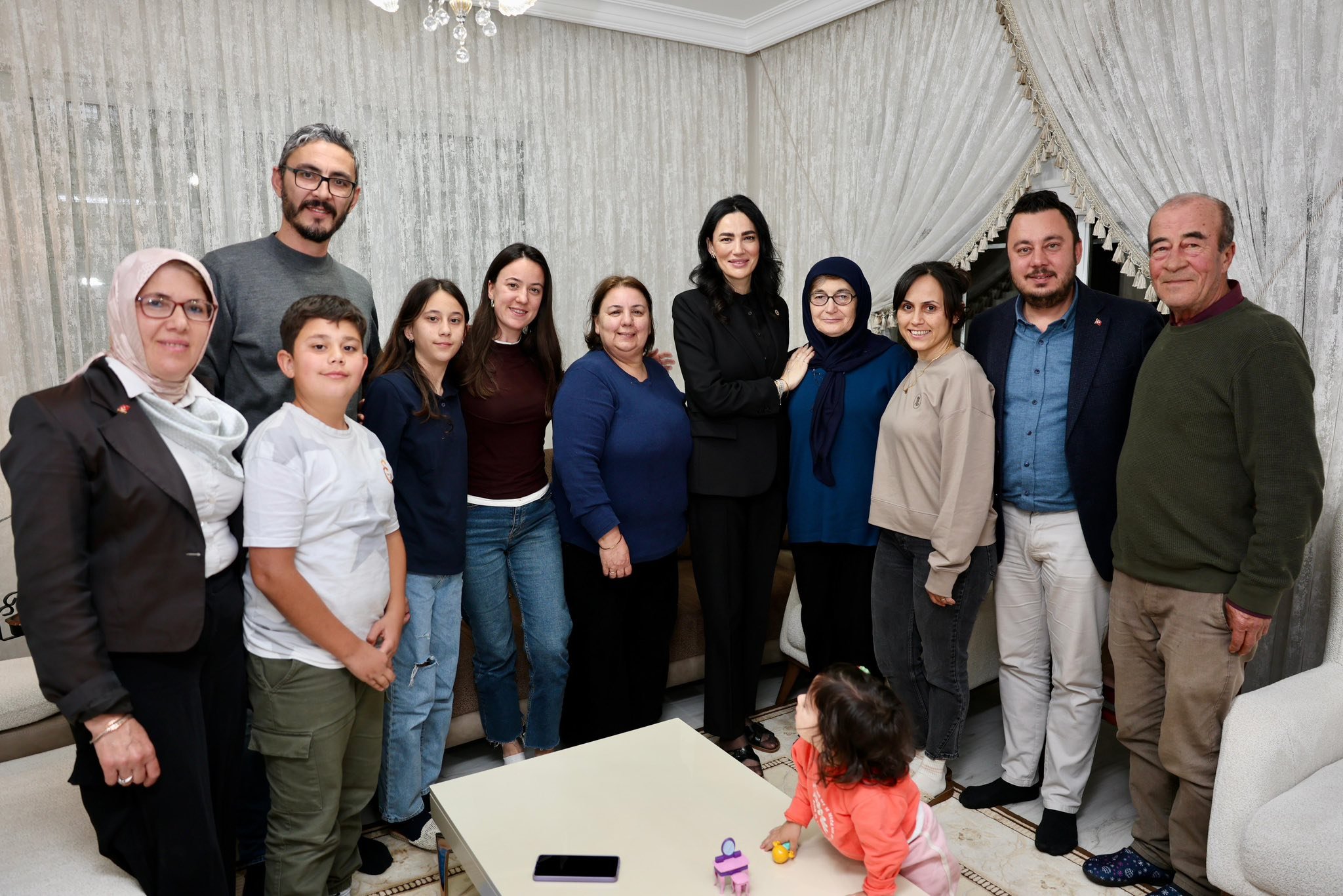 Saribastan Yenipazarda Gonul Bulusmasi 653997 C4988977Bb61840Fbd8A2Fcb949B8A51