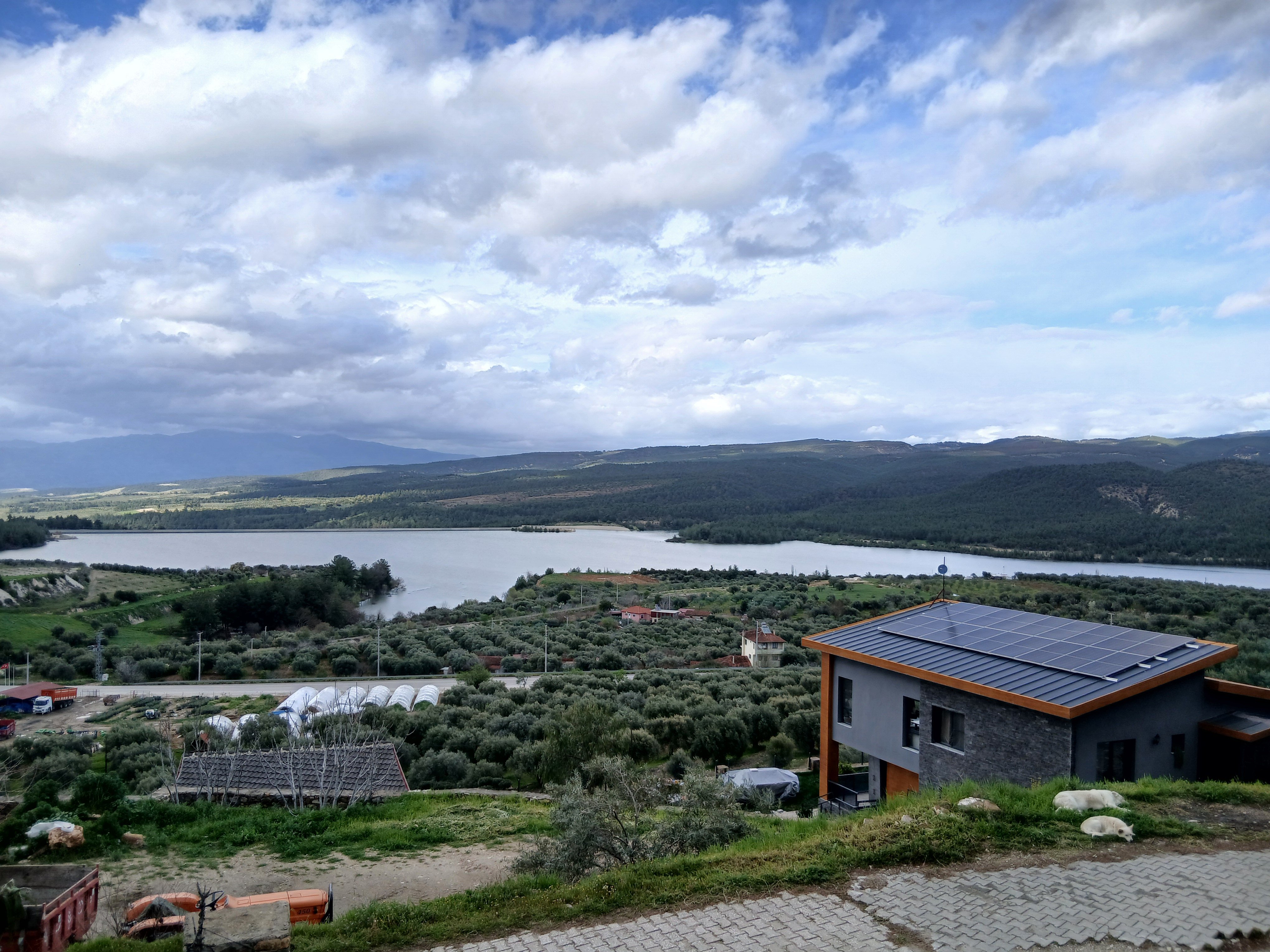 Suyun Basinda Susuzluk Karacasu Barajinin Unuttugu Koylulerin Feryadi 654075 38E396E6E77F8184945E292Ba043787C