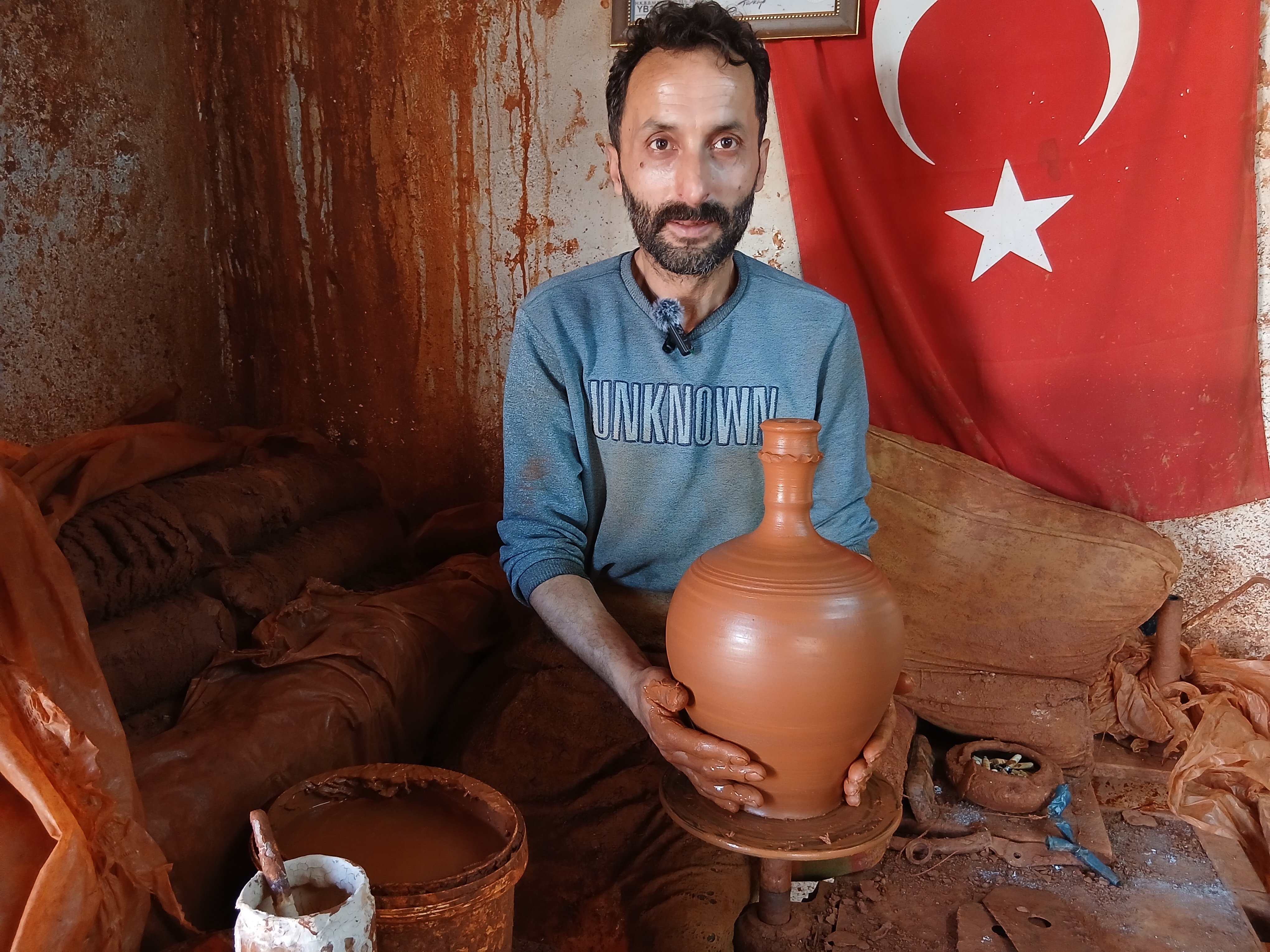 Tezgahta Esi Isin Mutfaginda Kendisi Comlekcilikte Kadin Eli Var 653886 Ddb1Cee3F5E6Edec1063654Bdc4A6Cdf