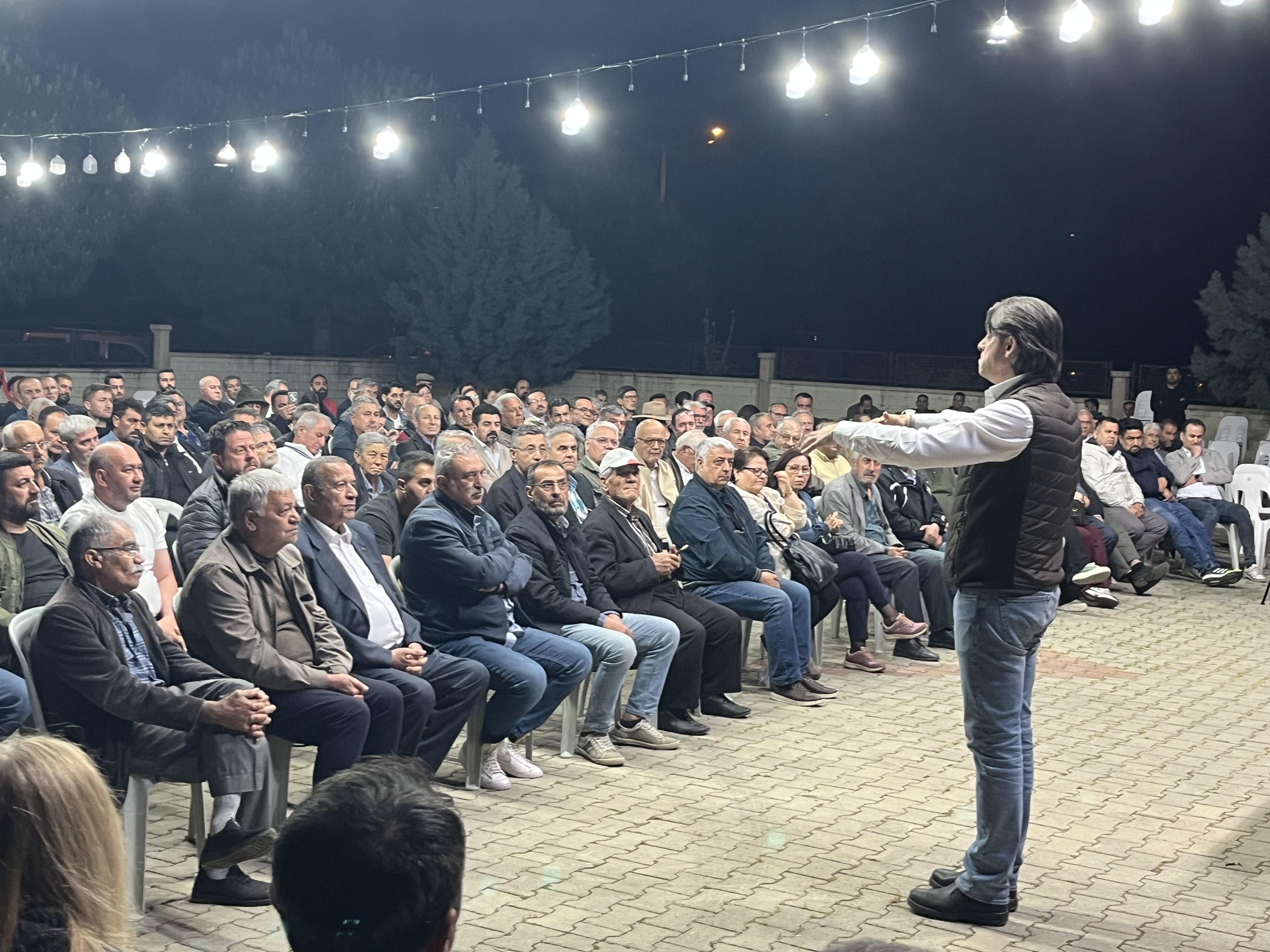 Traktorle Geldi Mesaji Net Verdi Chpli Solakoglu Nazillide C 658371 332579