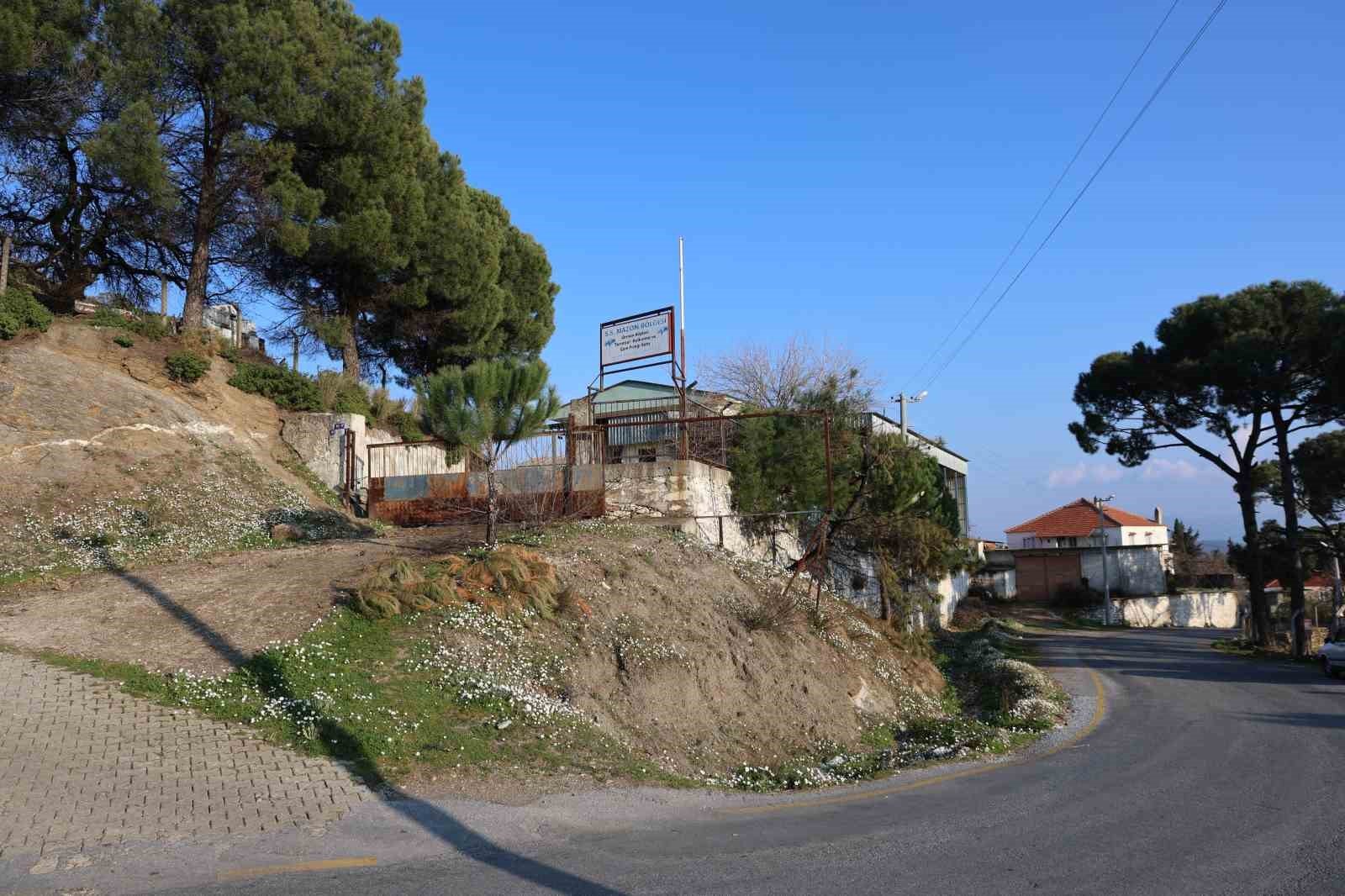 Ureticilere Umut Olacakti Simdi Curumeye Terk Edildi 07B24D3Be8493B3982215D81A649Ec55