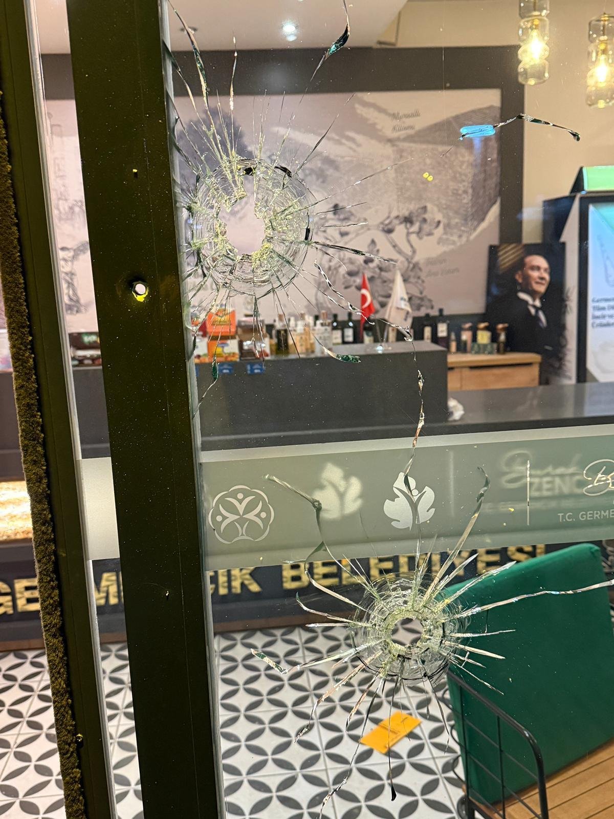 Zencirci Tehditlere Ragmen Germencikin Yaninda Olacagiz 652965 8C33Fabe422C0C4E175C977399Dc9Ac1