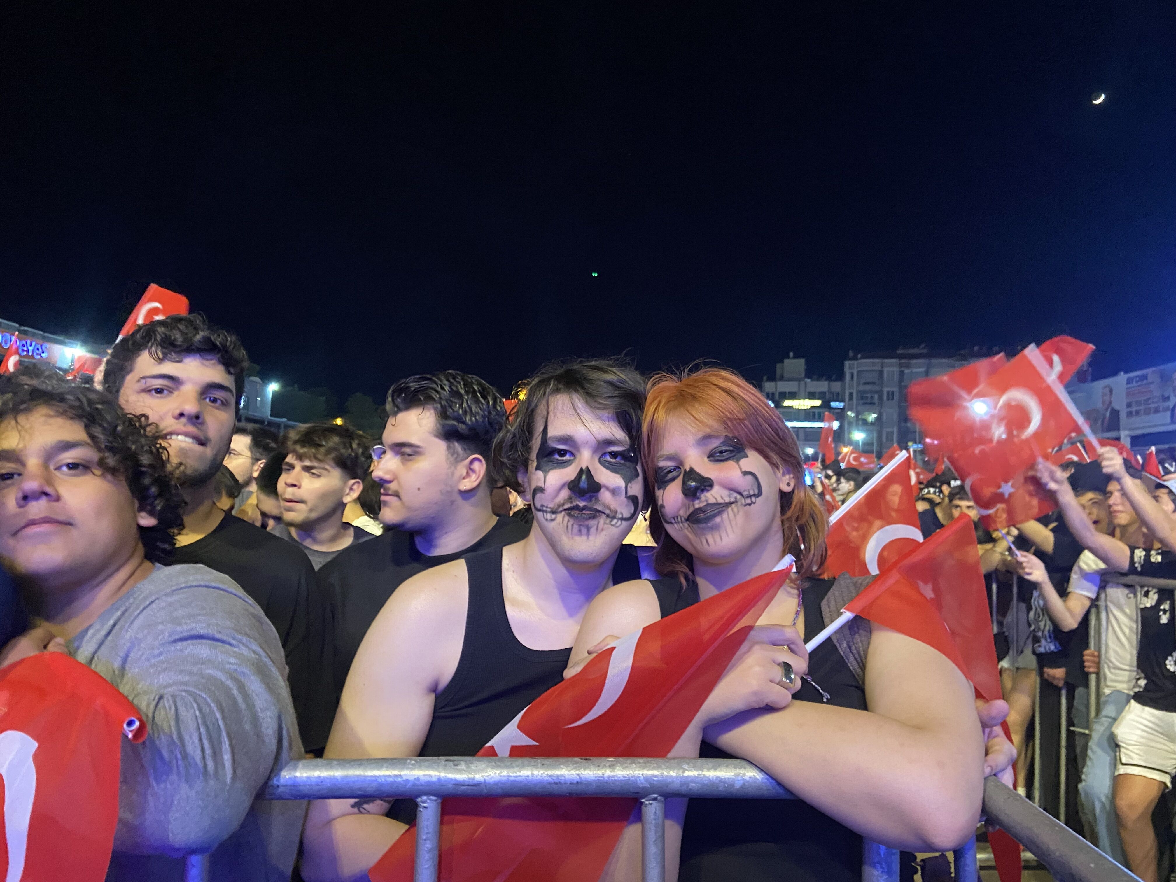 19 Mayis Coskusu Motive Konseriyle Zirveye Tasindi 663657 C3988B