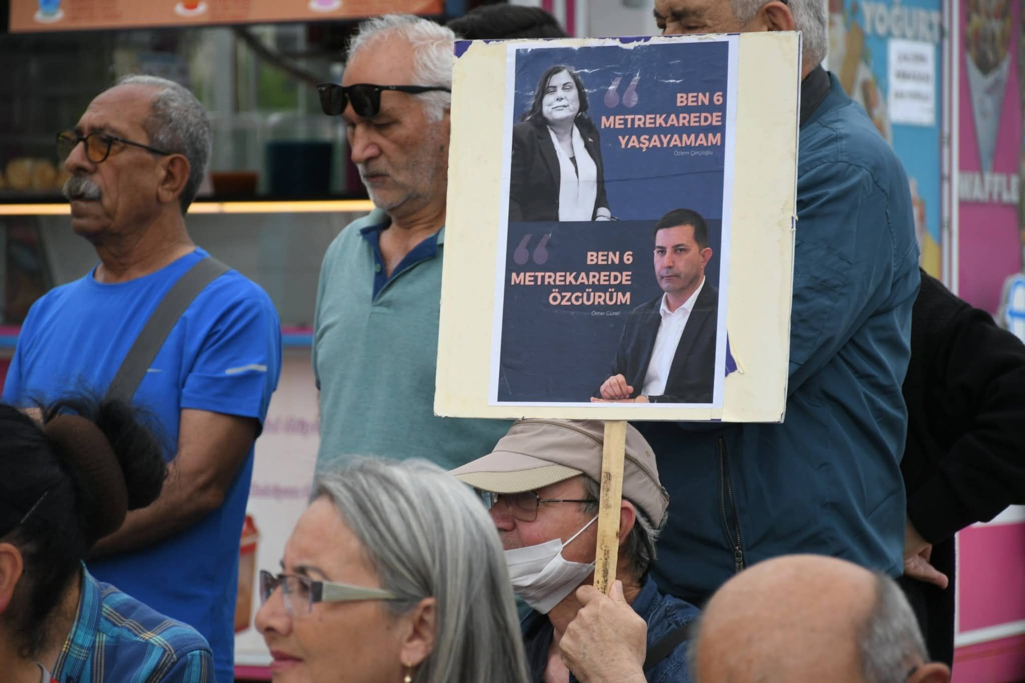 Adalet Ve Dayanisma Cadirindan Net Mesaj Silivri Bir Gun Ozg 663946 A45Eee