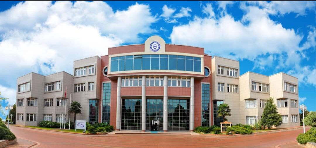 Adude Taslar Yerinden Oynuyor Avcilin Ardindan Akyol Da Bira 662253 3A0D8A