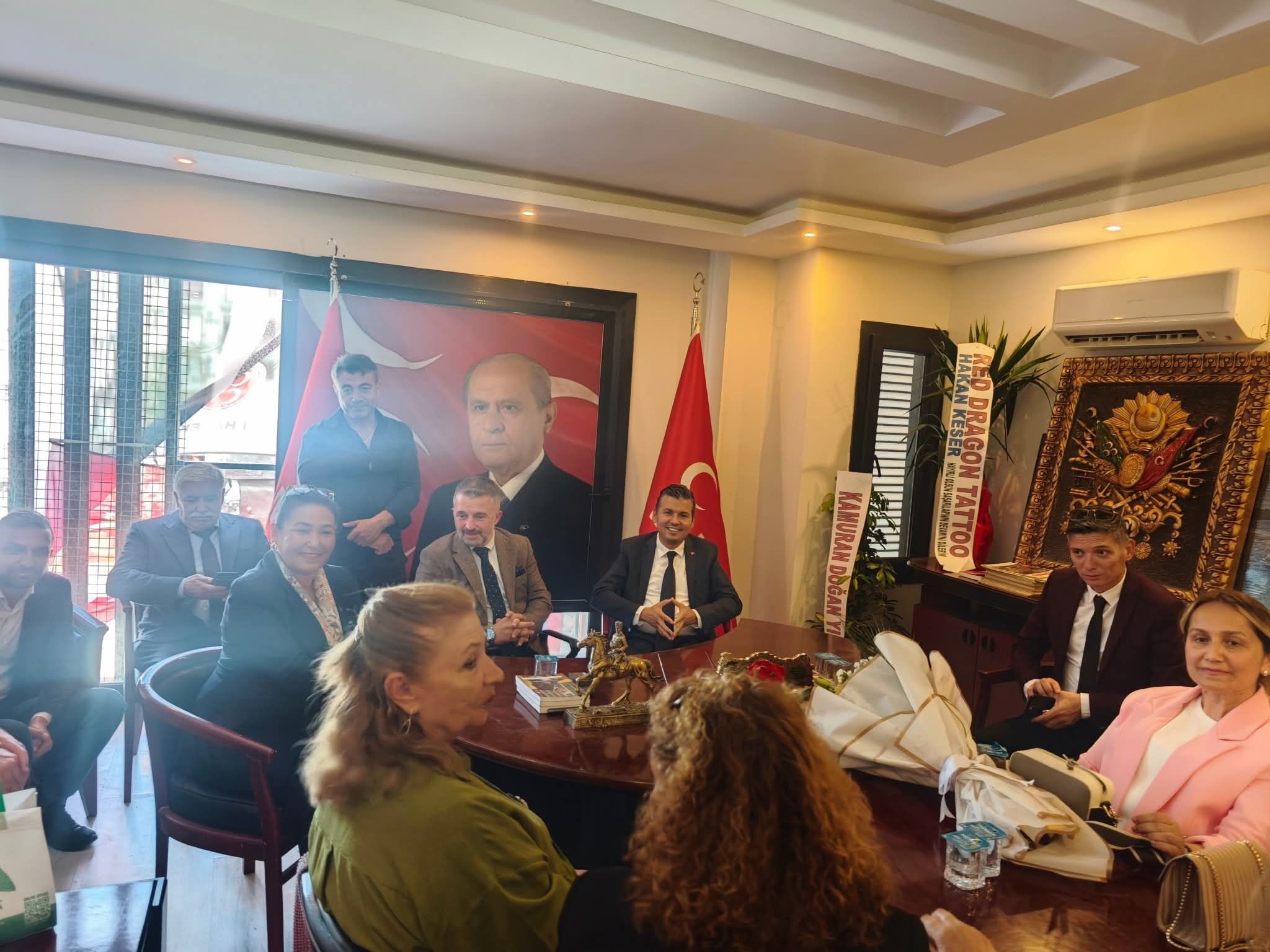 Ak Partili Baskan Sarigozden Mhp Ilce Baskani Tasdemire Ziya 661586 63019B