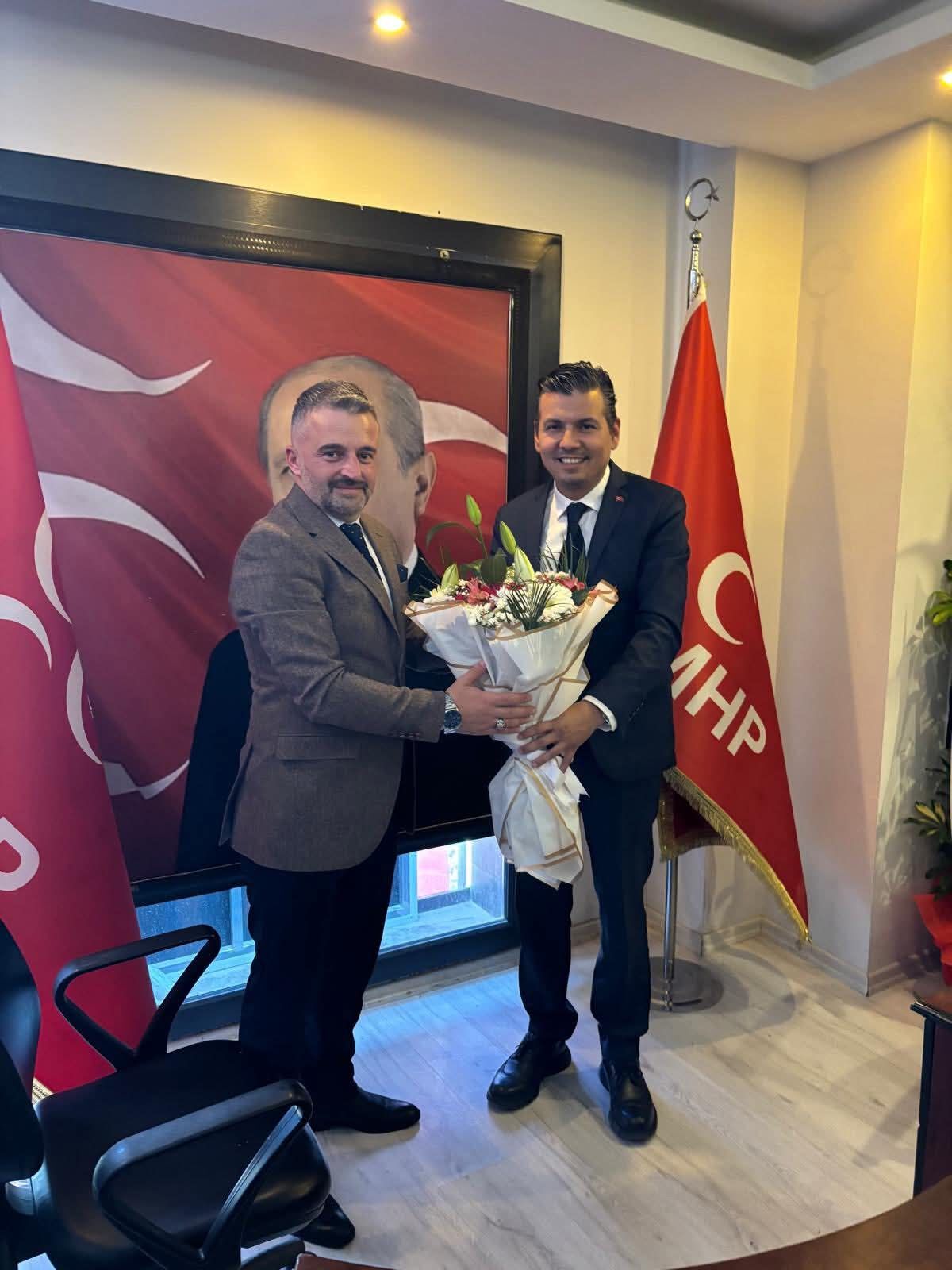 Ak Partili Baskan Sarigozden Mhp Ilce Baskani Tasdemire Ziya 661586 Ad6Cae