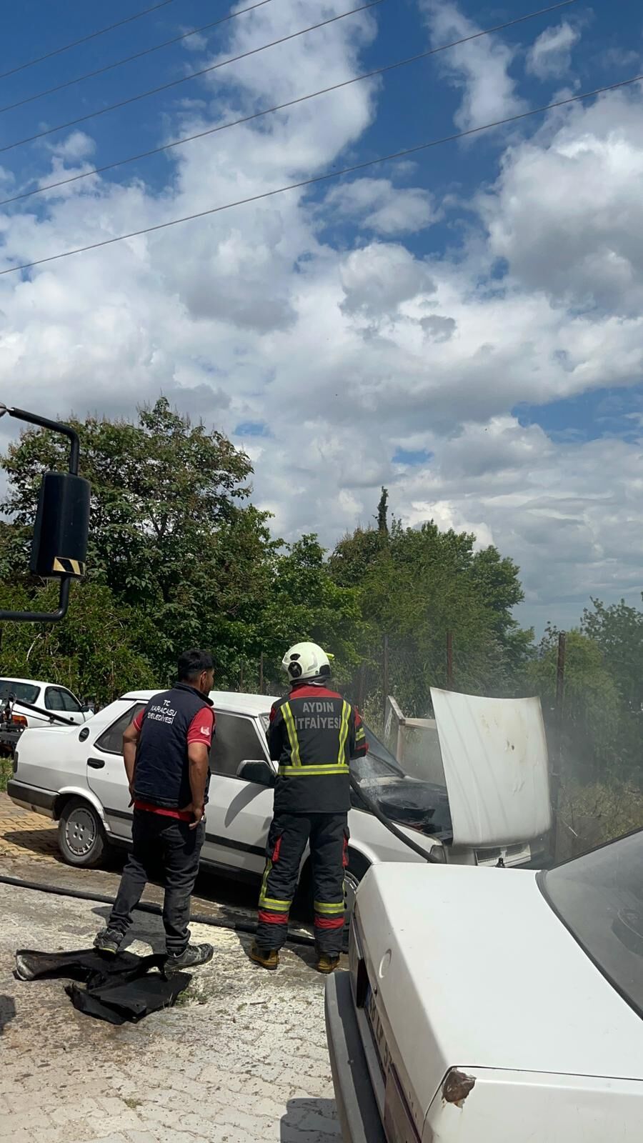 Alisverise Geldi Aracindan Oldu Yeni Aldigi Otomobil Motor K 665469 6Accf4