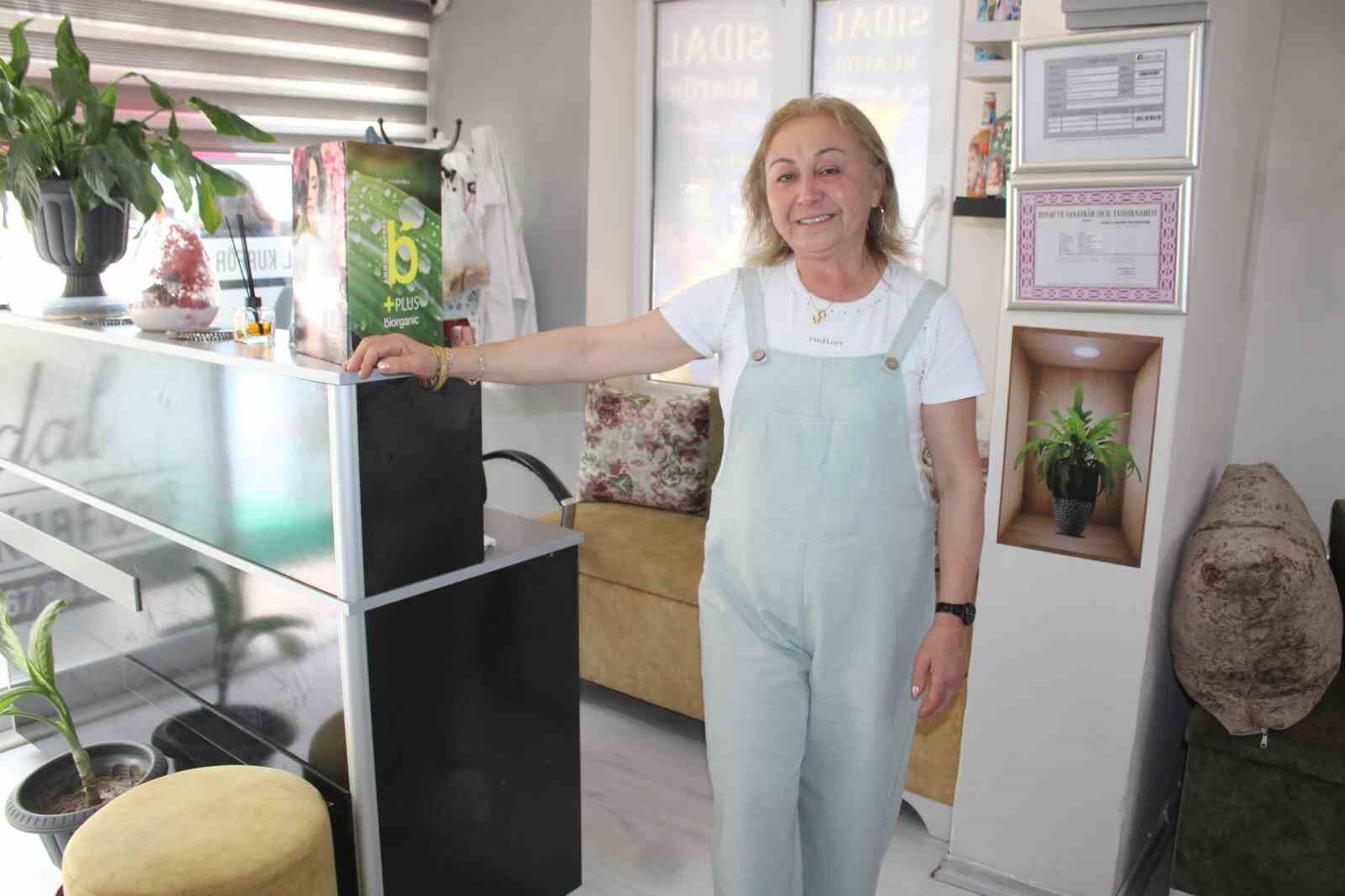 Aydin Da Kuaforlerde Bayram Ve Dugun Yogunlugu Basladi 1778942102938 941383