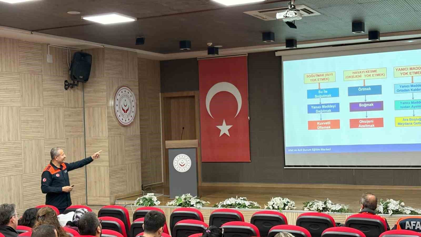 Aydin Da Vakif Personeline Afet Farkindalik Egitimi Verildi 1778426104124 903449