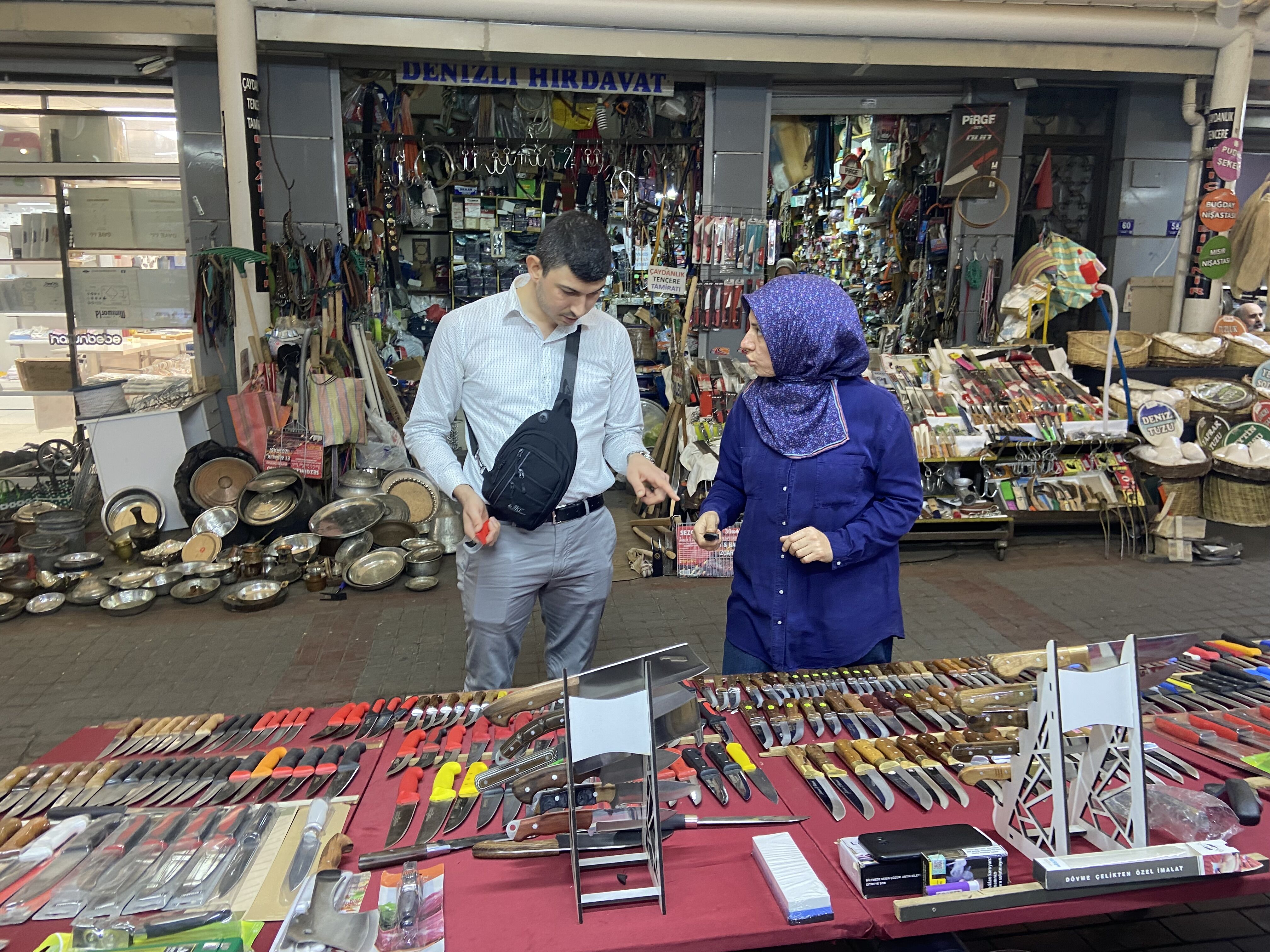 Aydinda Kadin Bicak Ustasi Erkek Egemen Sektorde Onyargilari 666152 410Ca2