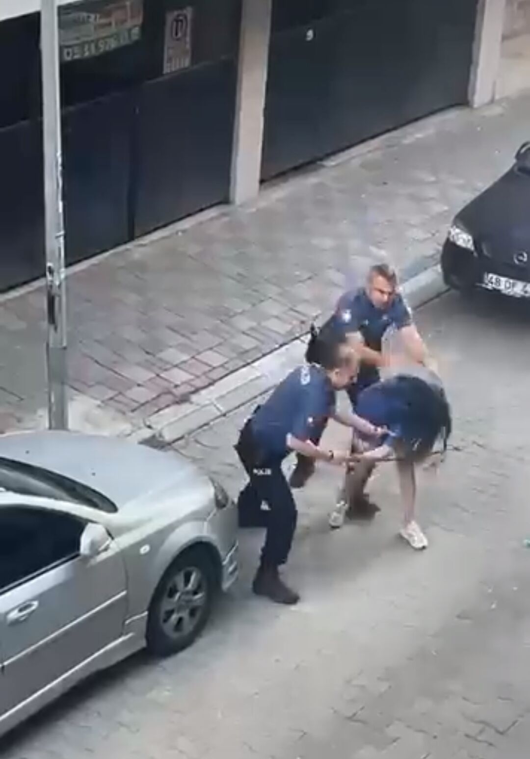 Aydinda Kilicli Dehset Sokakta Teror Estirdi 663331 557Dc7