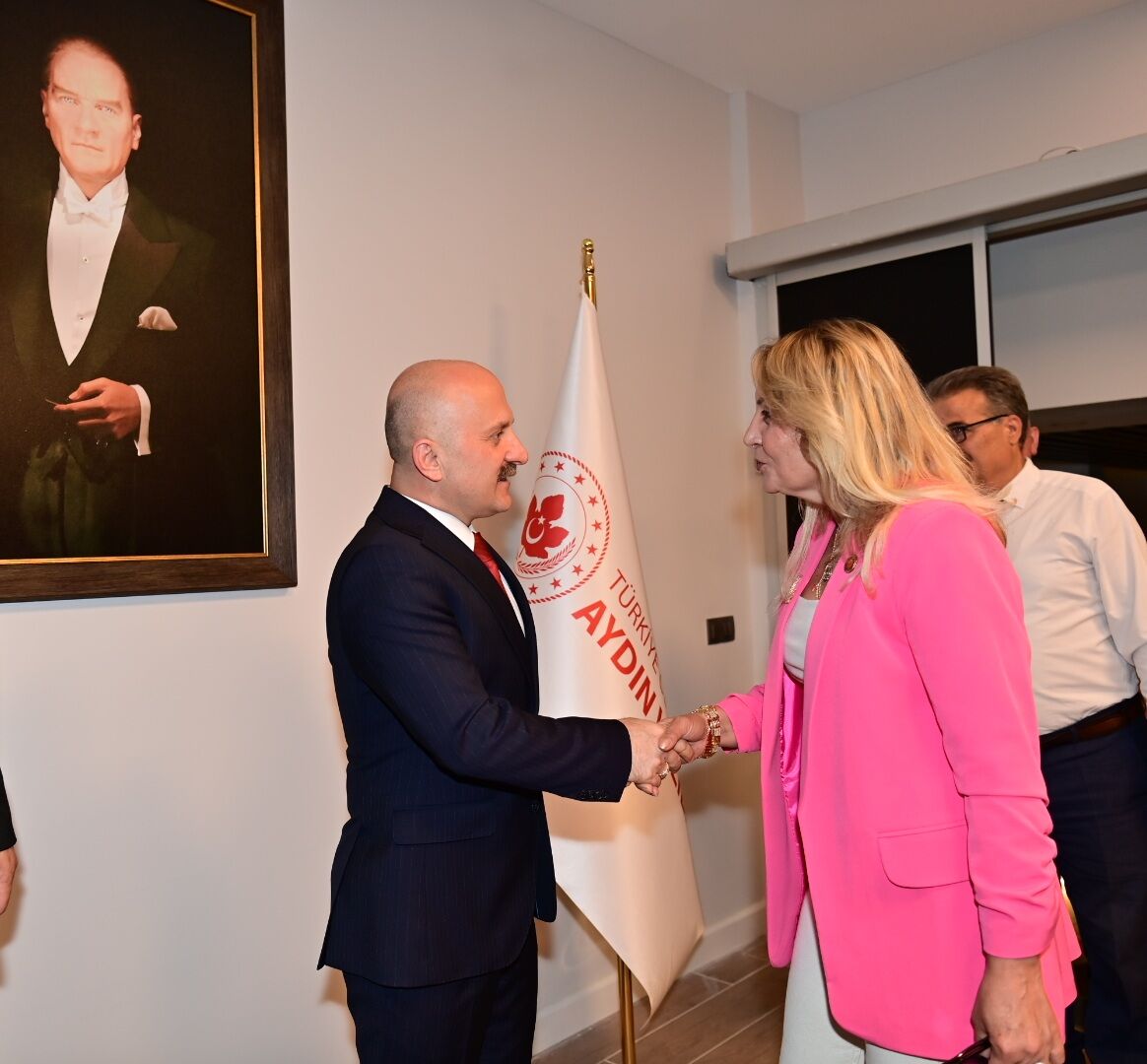 Aydinda Protokol Bayramlasti Vali Varol Ilk Kez Ev Sahipligi 665617 24C0Ff