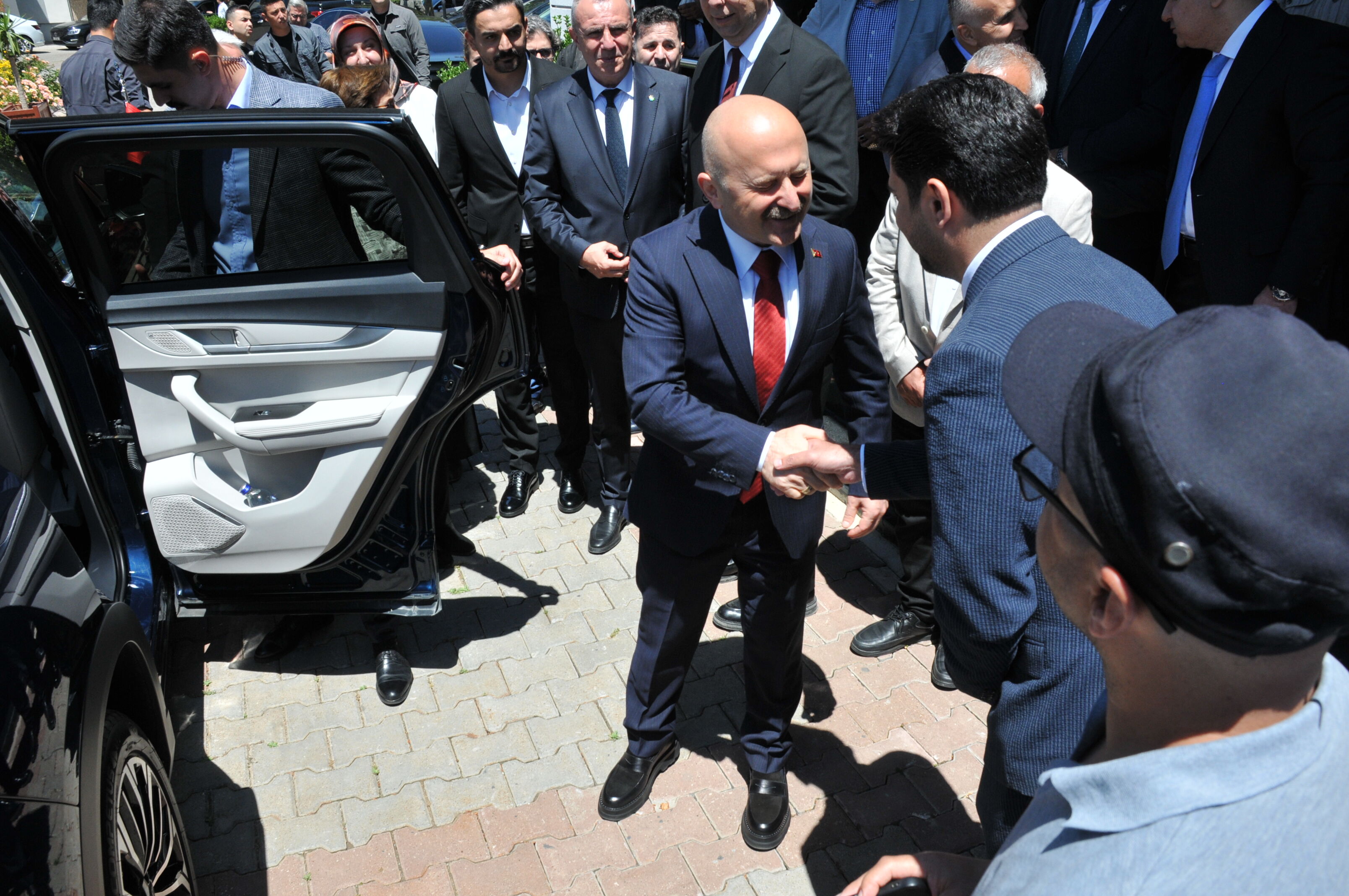 Aydinda Protokol Bayramlasti Vali Varol Ilk Kez Ev Sahipligi 665617 E135E0