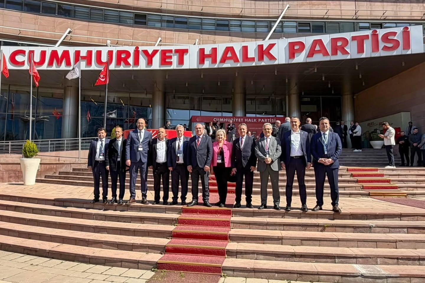 Aydinli Baskanlardan Ozgur Ozele Tam Destek Duzeltme 665153 F5D771