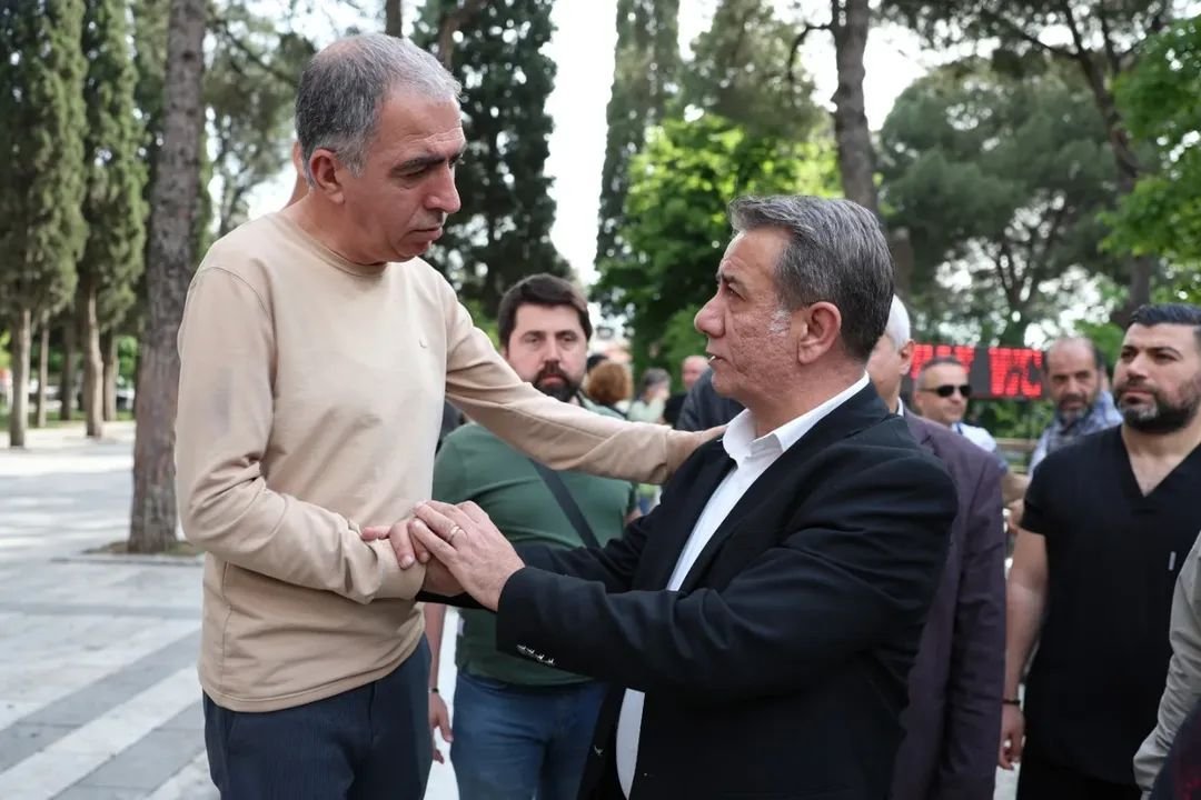 Aydinli Saglikcidan Aci Habersanat Camiasi Tek Yurek Olmustu 660204 57F4Ef