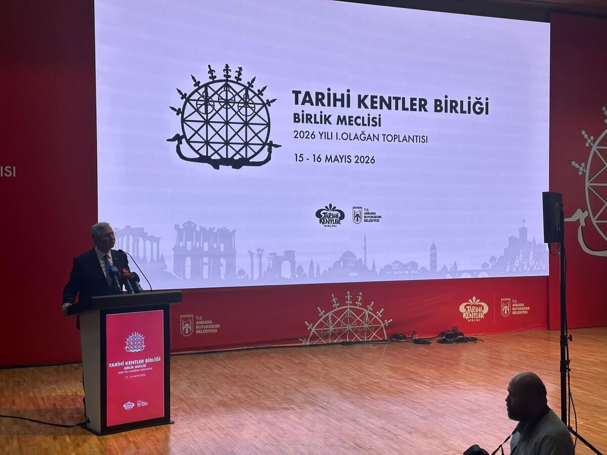 Baskan Gencay Akkoy Avlulu Ev Projesini Tarihi Kentler Birli 663013 4Cc41E