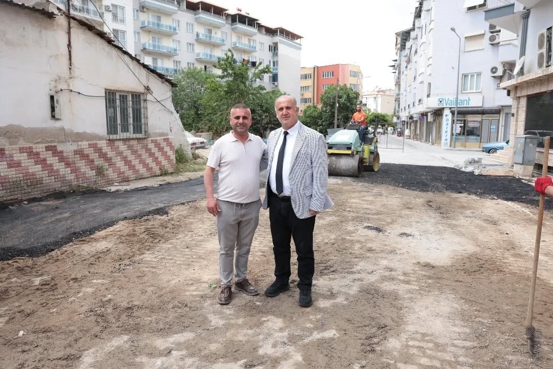 Baskan Kaya Cumhuriyet Mahallesi Nde Vatandaslarla Bulustu 1779026103506 850221