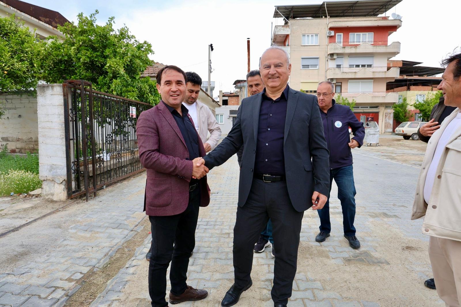 Baskan Kivraktan Mujde Kitap Kafe Ve Kadinlar Kahvesi Geliyo 659566 Bc1509