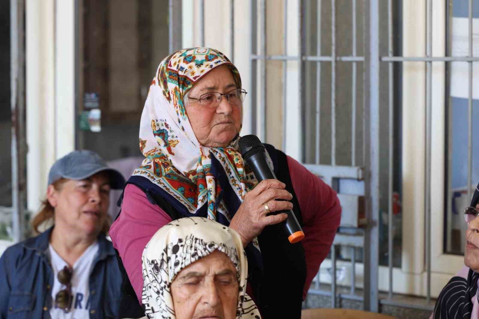 Baskan Tetik Guzelkoy De Vatandaslarla Bulustu 1779088802548 400663