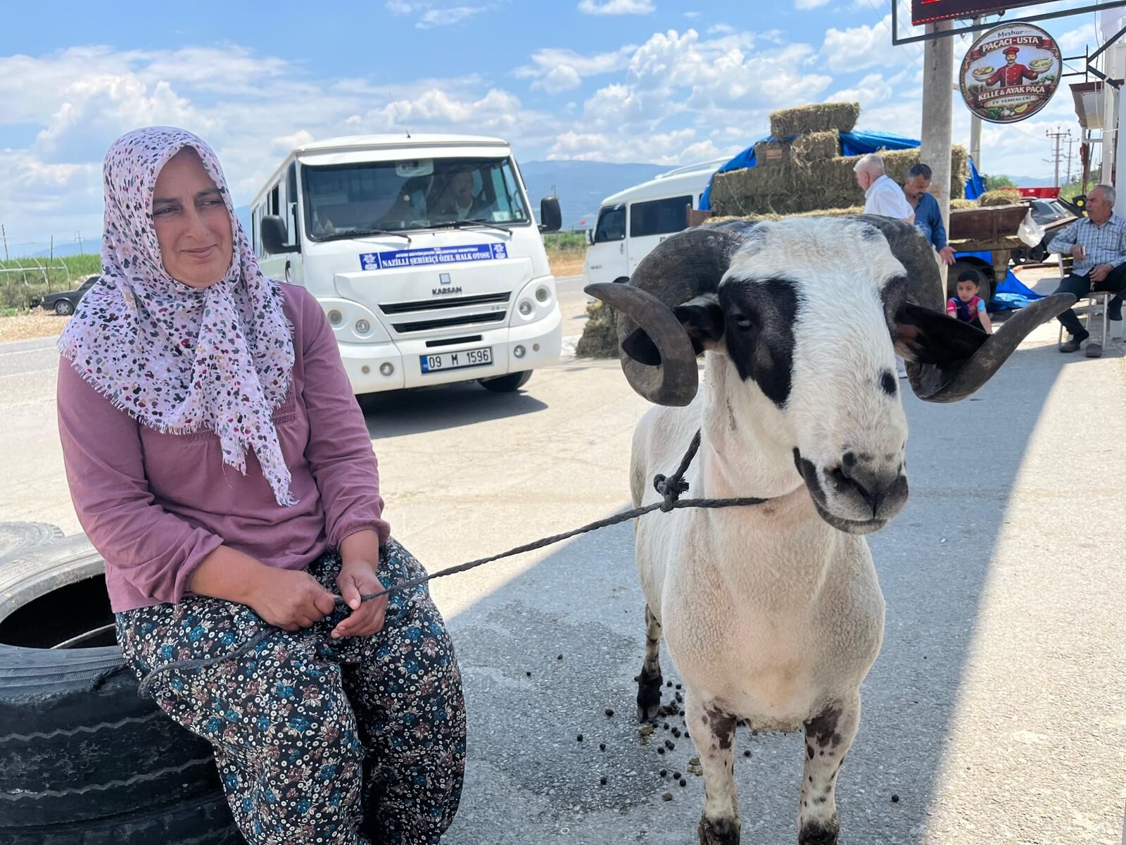 Besiciler Arefe Gununu Bekliyor Nazillide Kurban Hareketlili 665419 0E597D