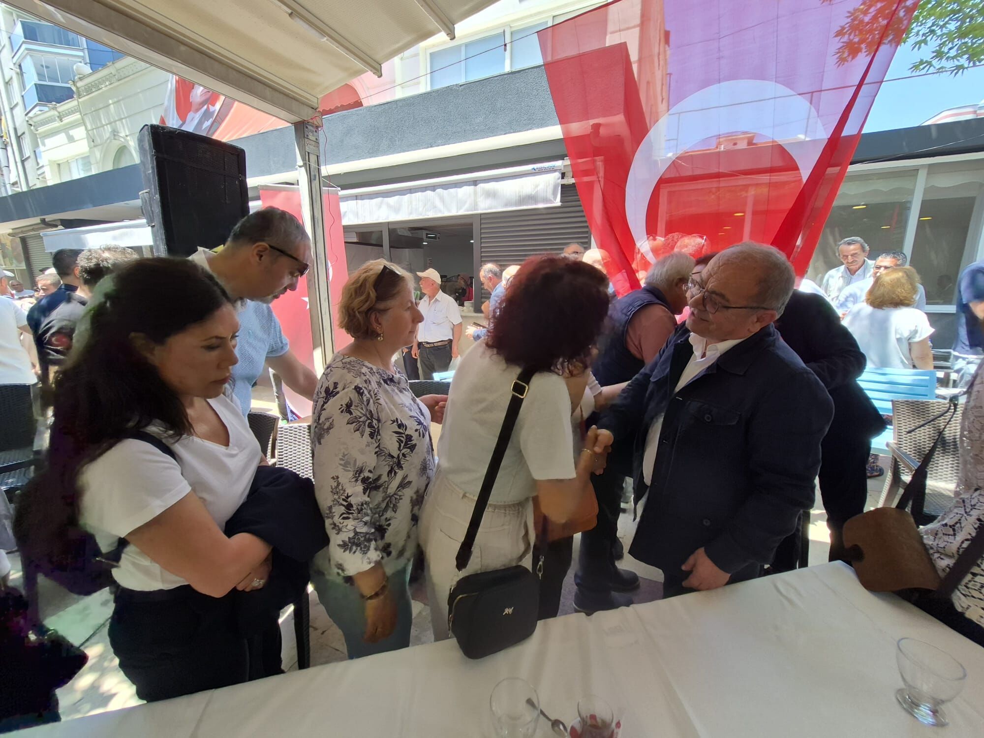 Chp Aydindan Butlanin Golgesinde Bayramlasma 664578 48Daea