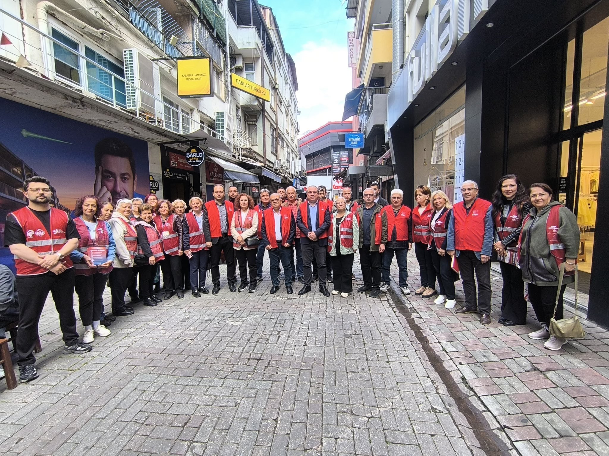 Chp Aydinin 17 Ilcesinde Sahada 659085 0F20Ba