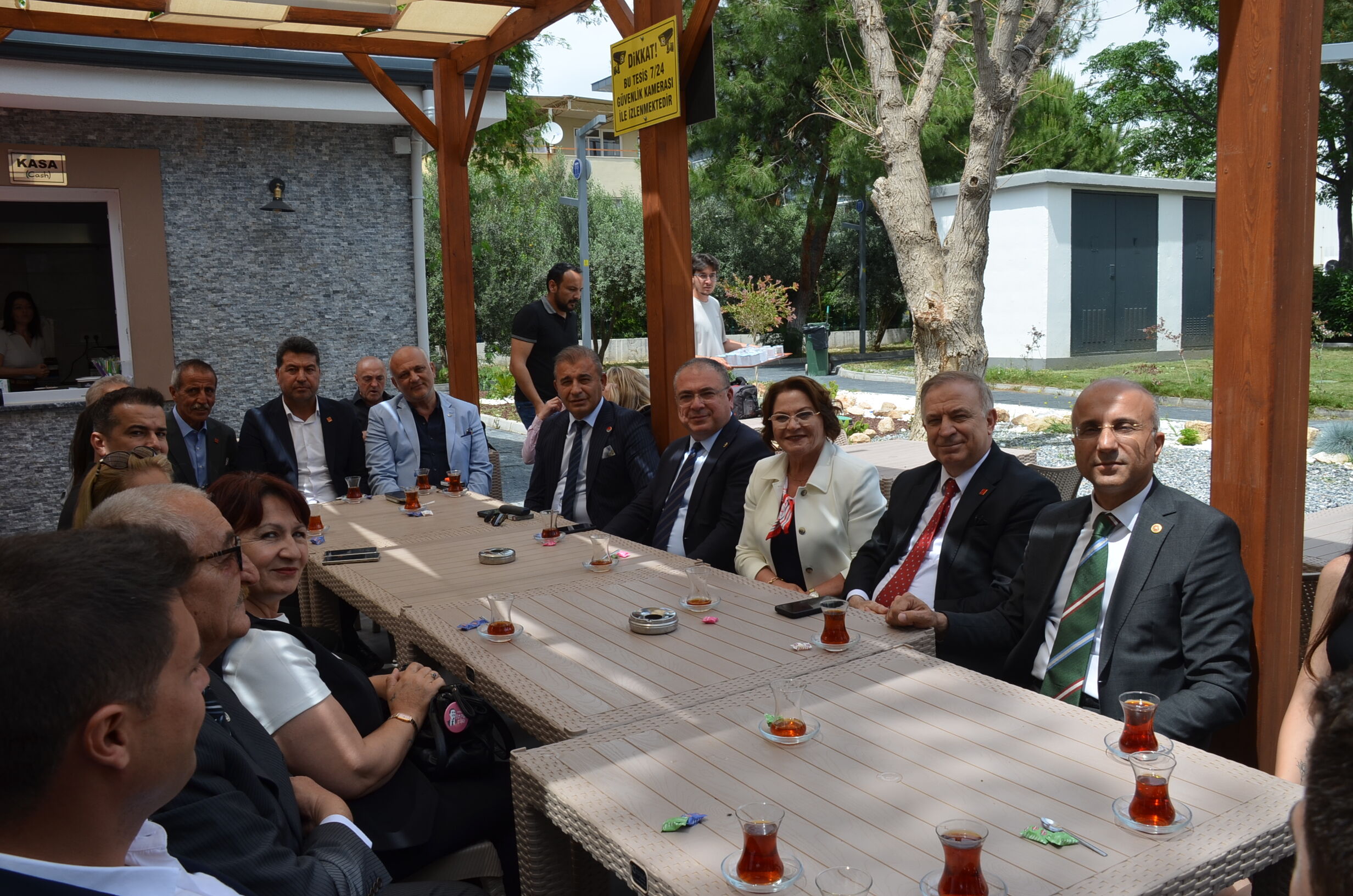 Chp Genel Baskan Yardimci Zeybek Didimde 663553 7B97B3