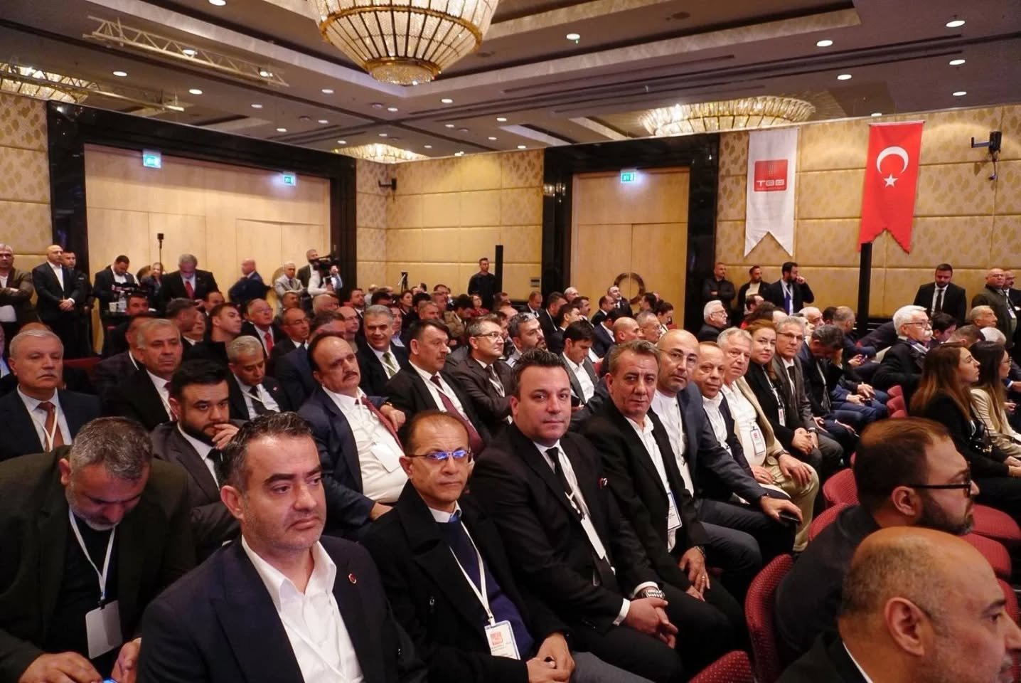 Chpli Baskanlardan Ankara Cikarmasi 658822 F73908
